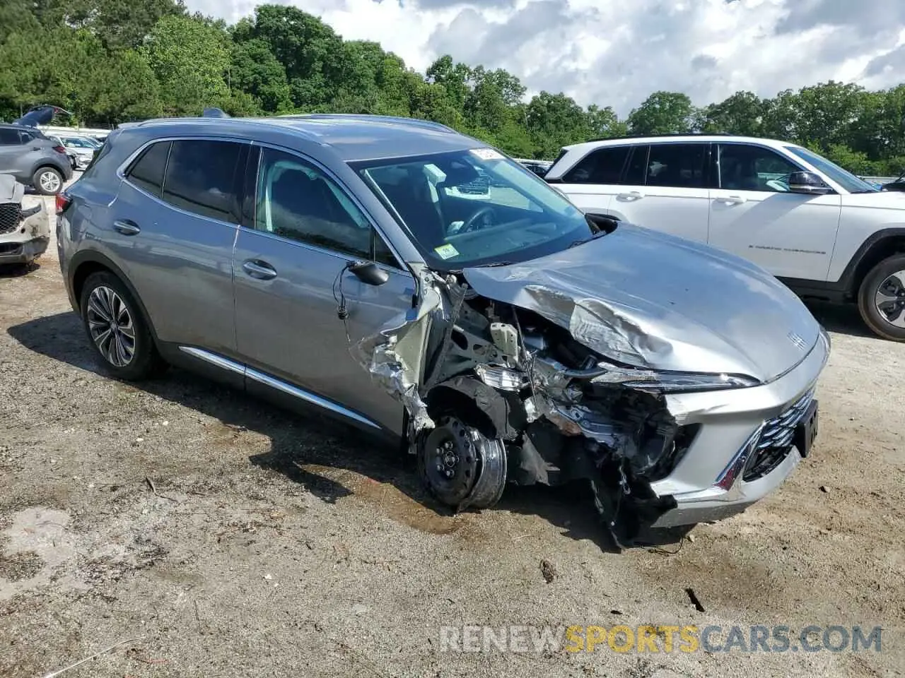 4 Photograph of a damaged car LRBFZME41RD067987 BUICK ENVISION 2024