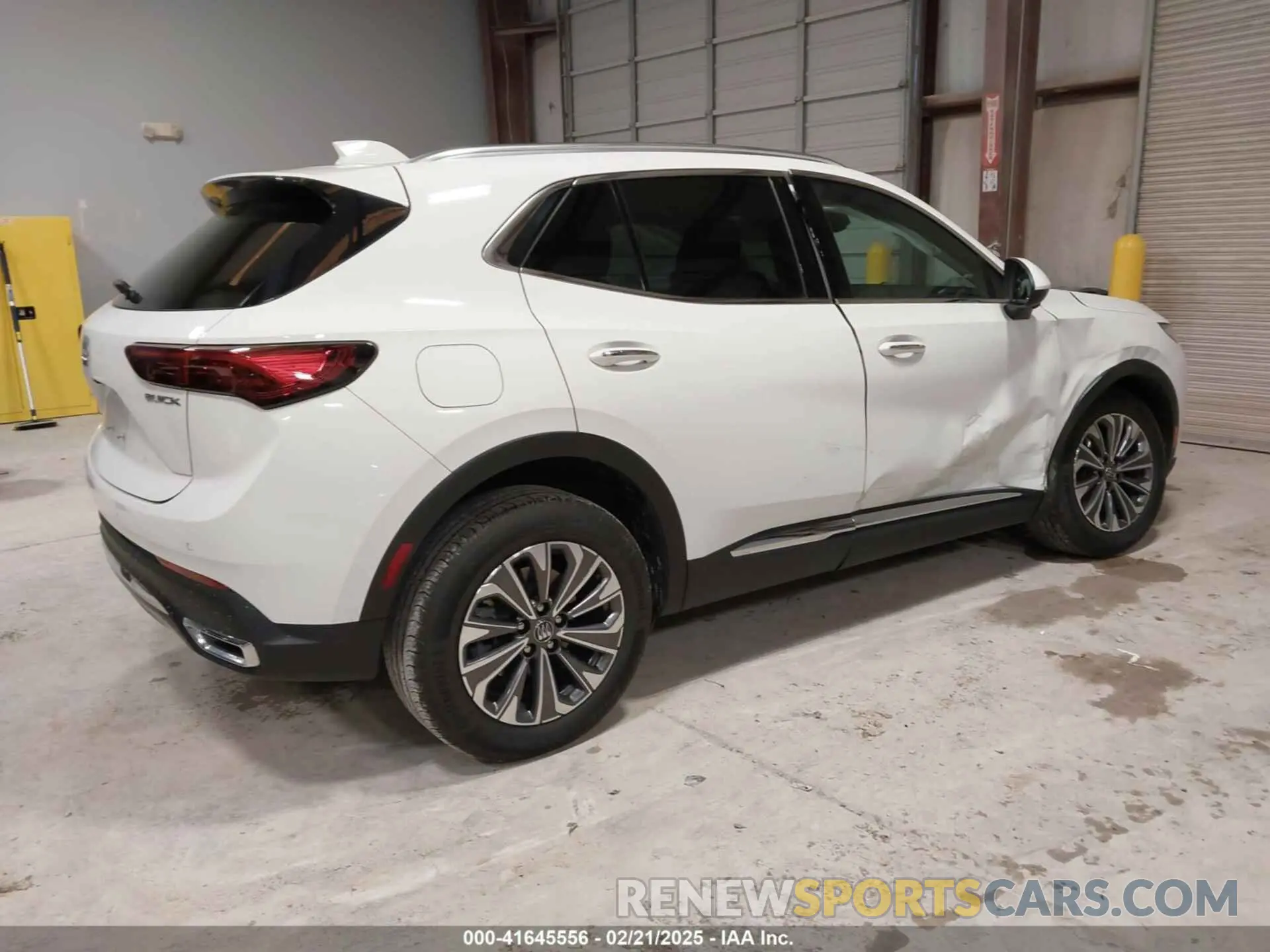 4 Photograph of a damaged car LRBFZME44RD015401 BUICK ENVISION 2024