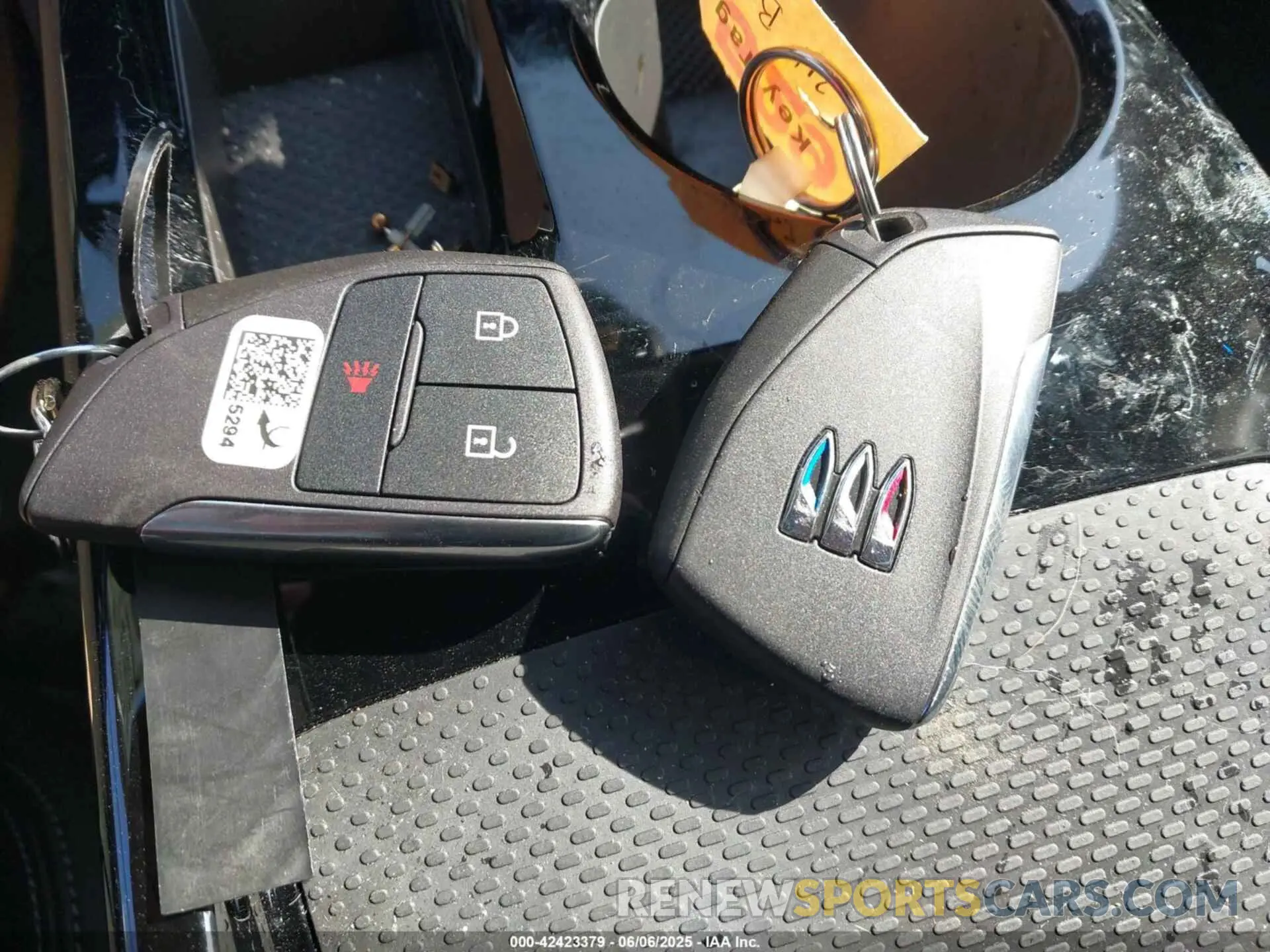 11 Photograph of a damaged car LRBFZME45RD071346 BUICK ENVISION 2024