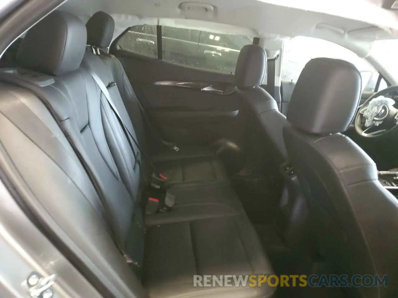 11 Photograph of a damaged car LRBFZME49RD076002 BUICK ENVISION 2024