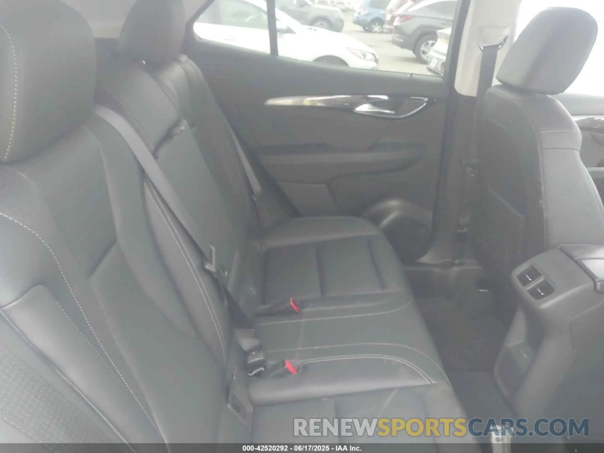8 Photograph of a damaged car LRBFZME4XRD063548 BUICK ENVISION 2024