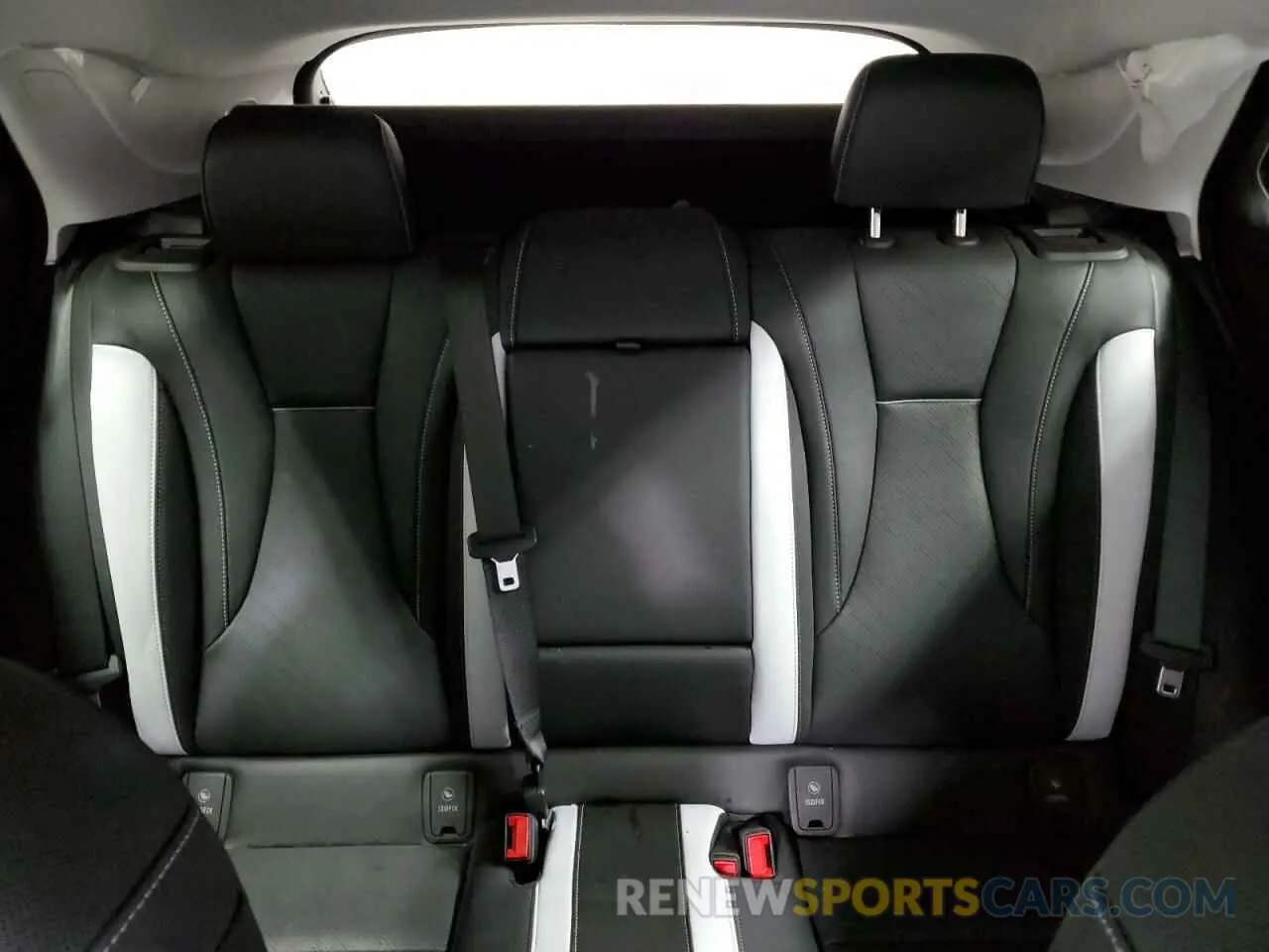 10 Photograph of a damaged car LRBFZPE40RD044847 BUICK ENVISION 2024