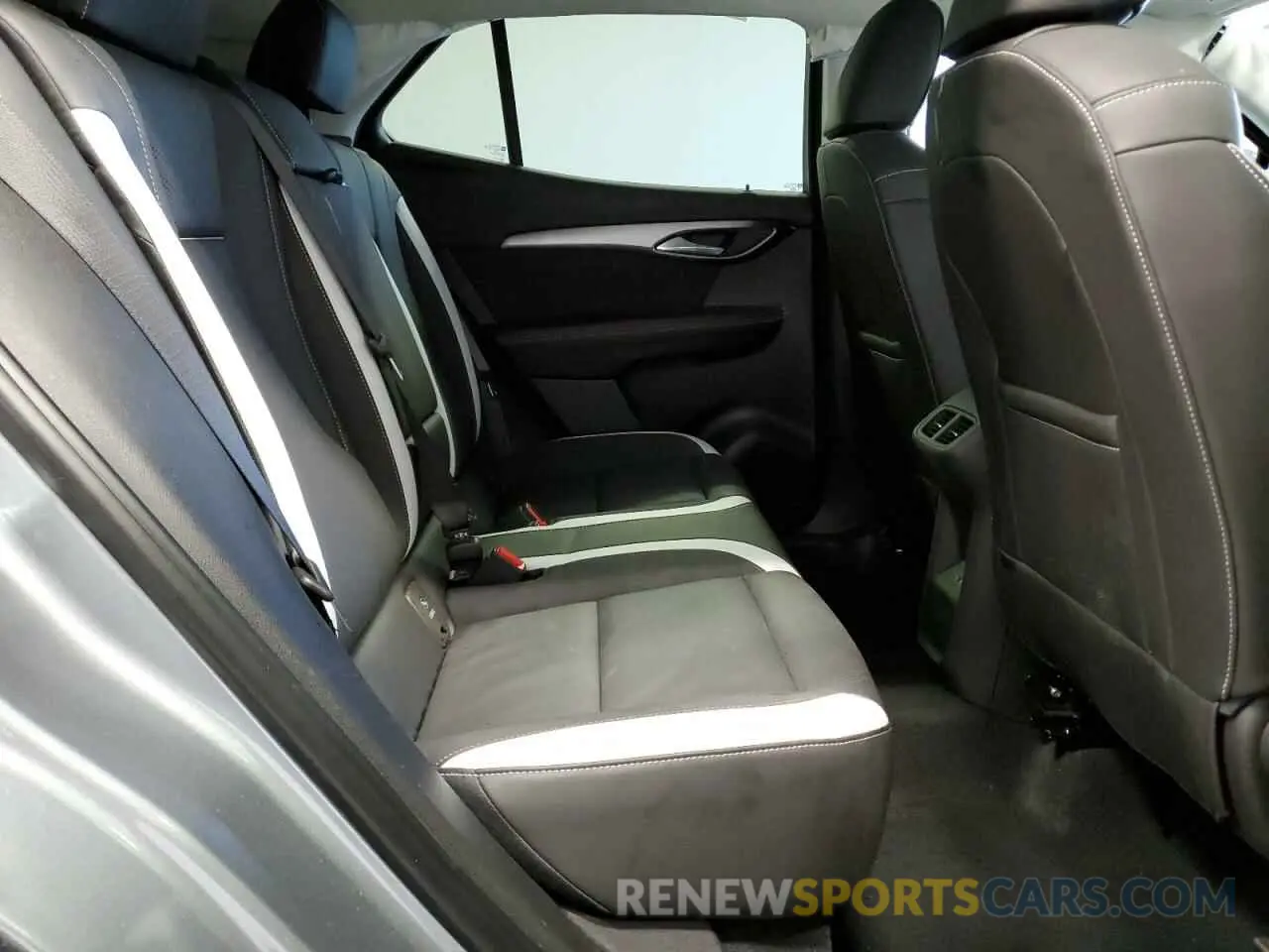 11 Photograph of a damaged car LRBFZPE40RD044847 BUICK ENVISION 2024