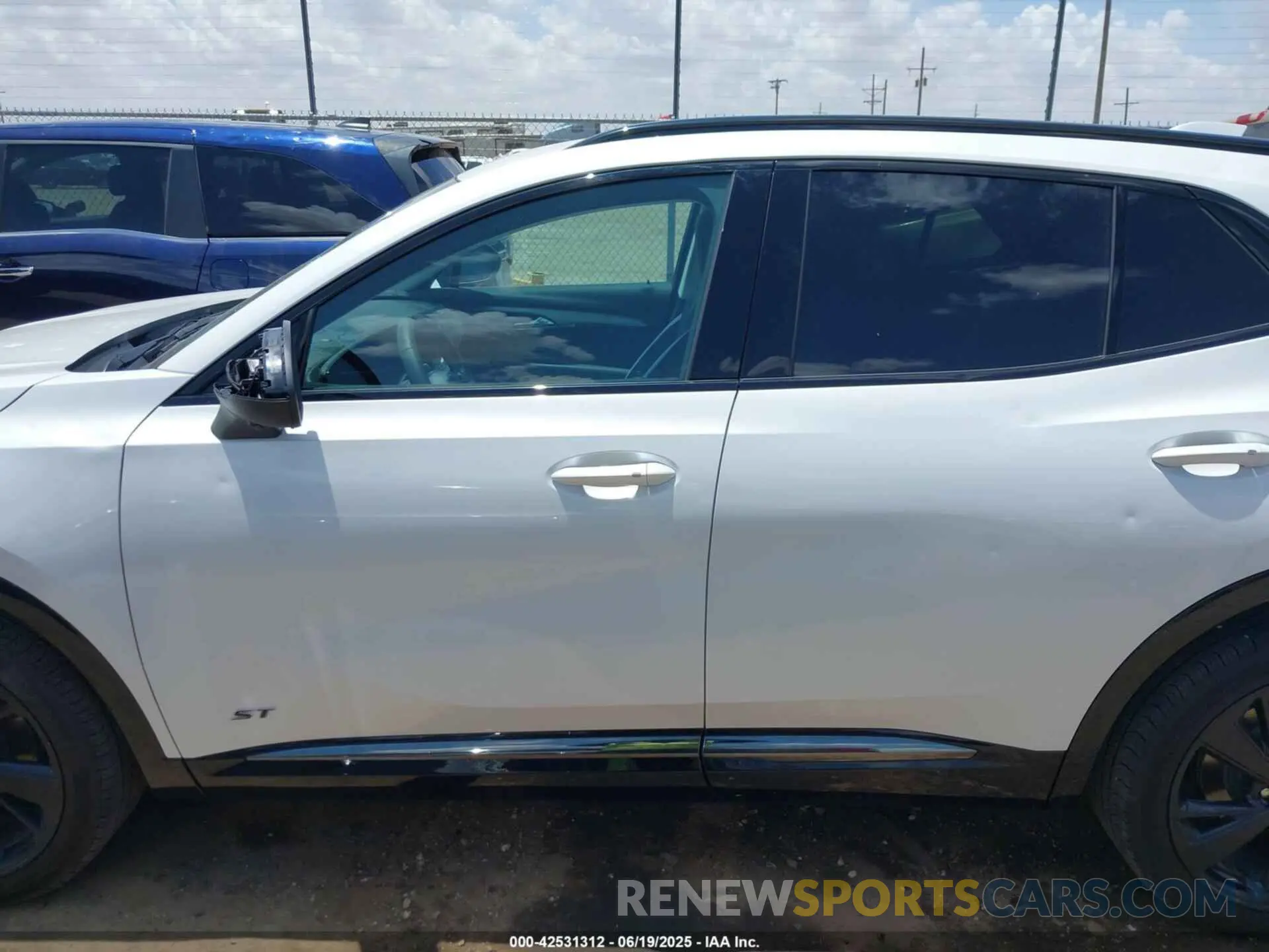 14 Photograph of a damaged car LRBFZPE41RD069692 BUICK ENVISION 2024