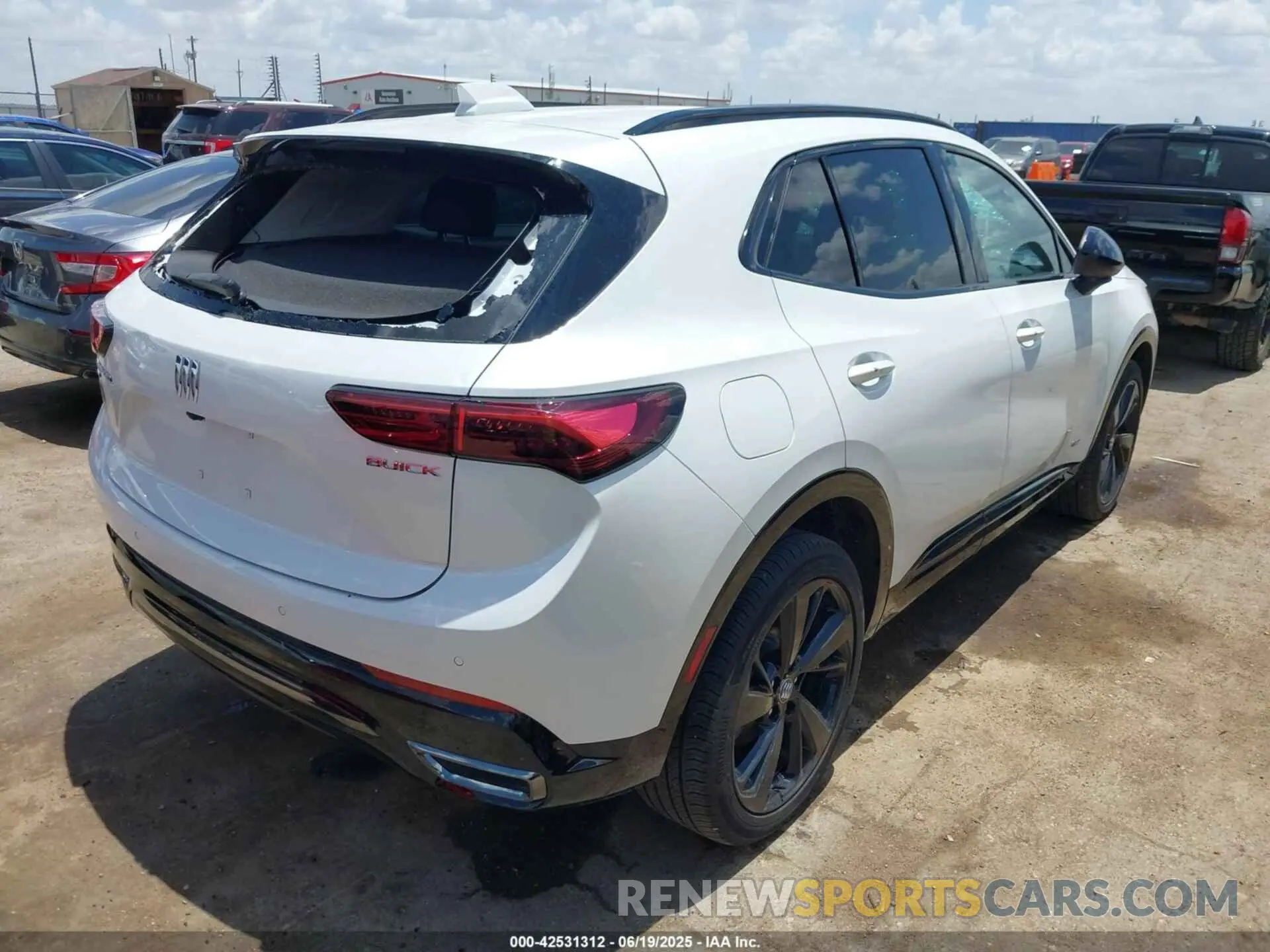 4 Photograph of a damaged car LRBFZPE41RD069692 BUICK ENVISION 2024
