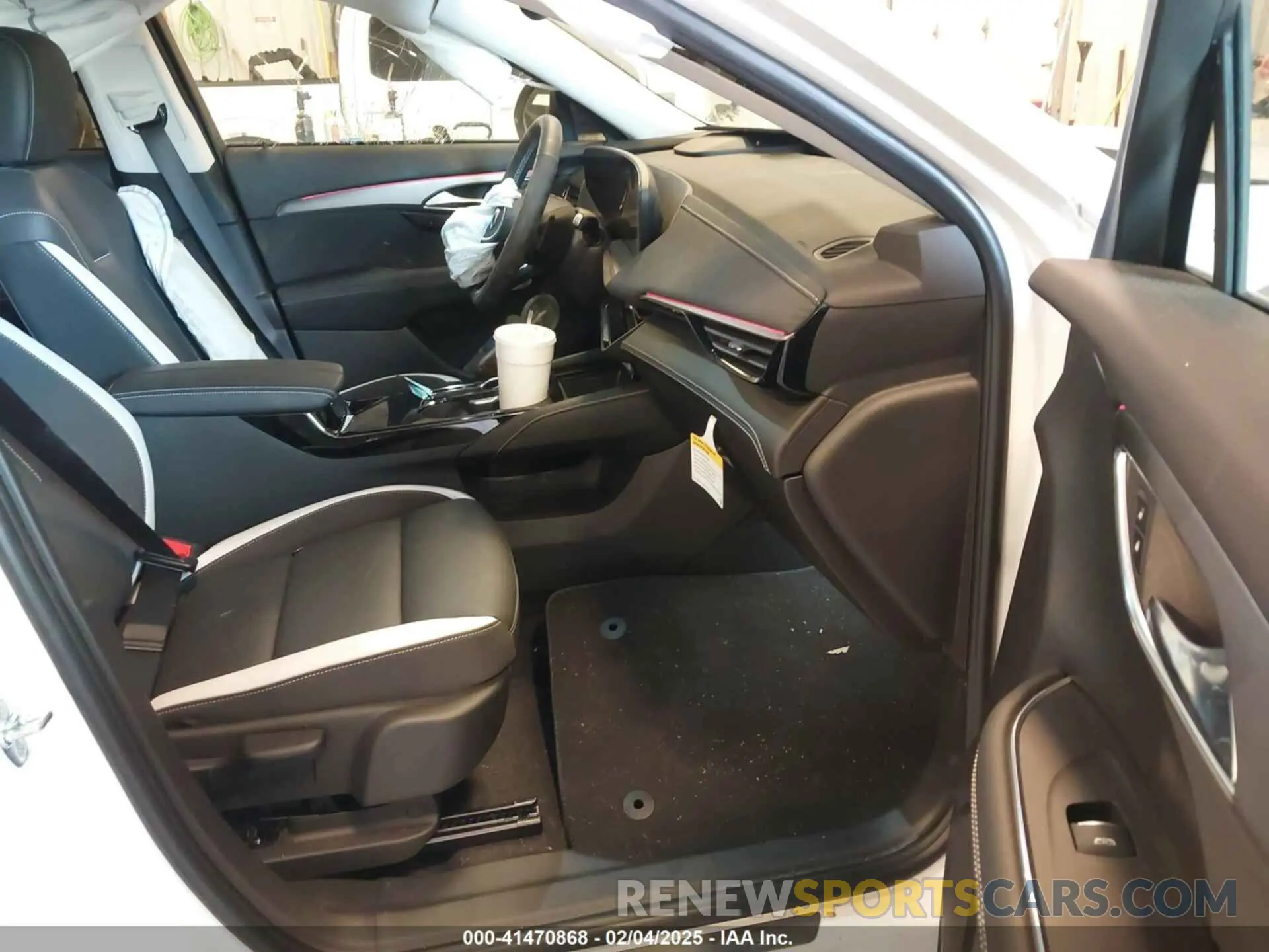 5 Photograph of a damaged car LRBFZPE47RD014485 BUICK ENVISION 2024