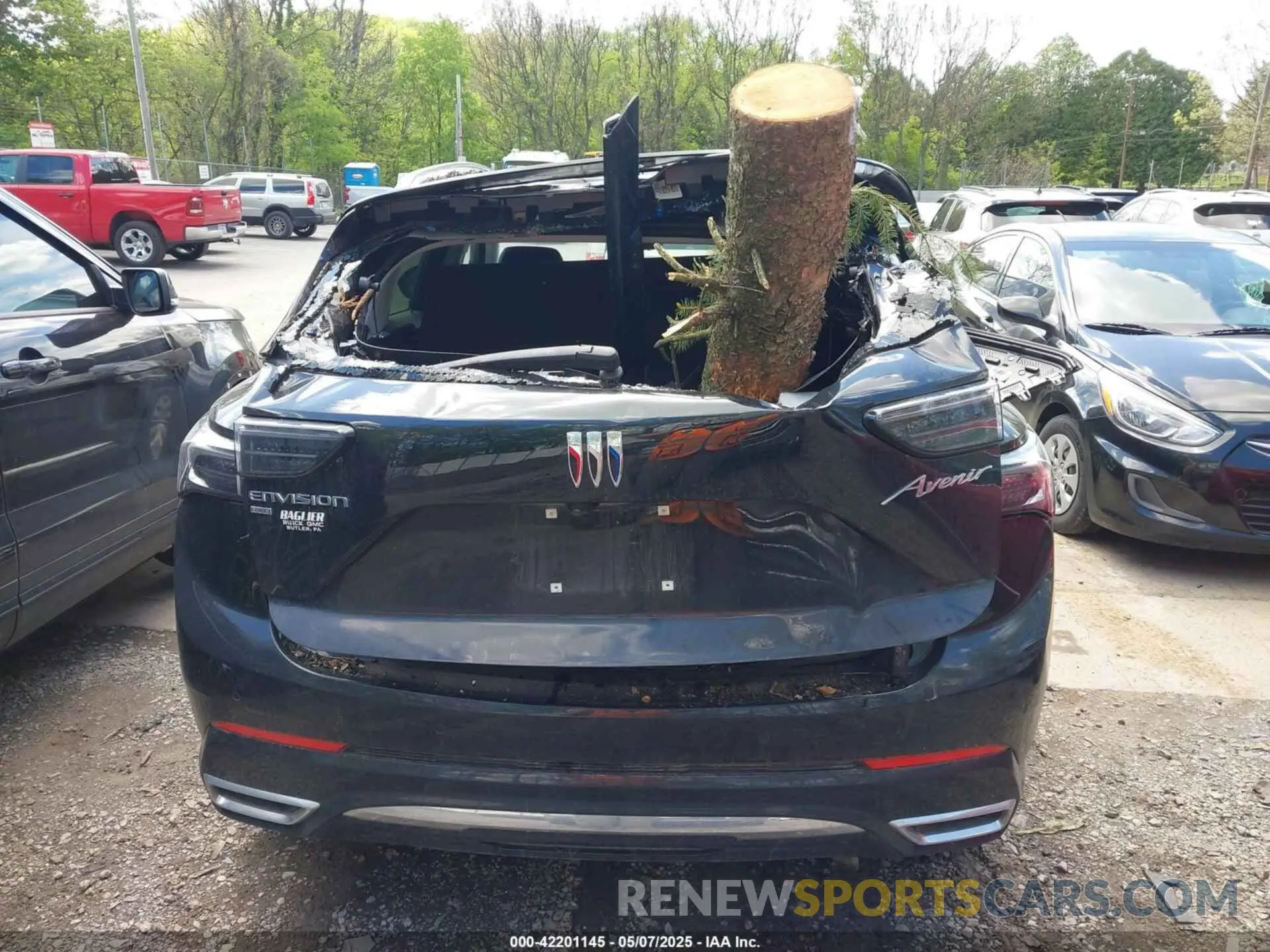 17 Photograph of a damaged car LRBFZSE45RD046984 BUICK ENVISION 2024