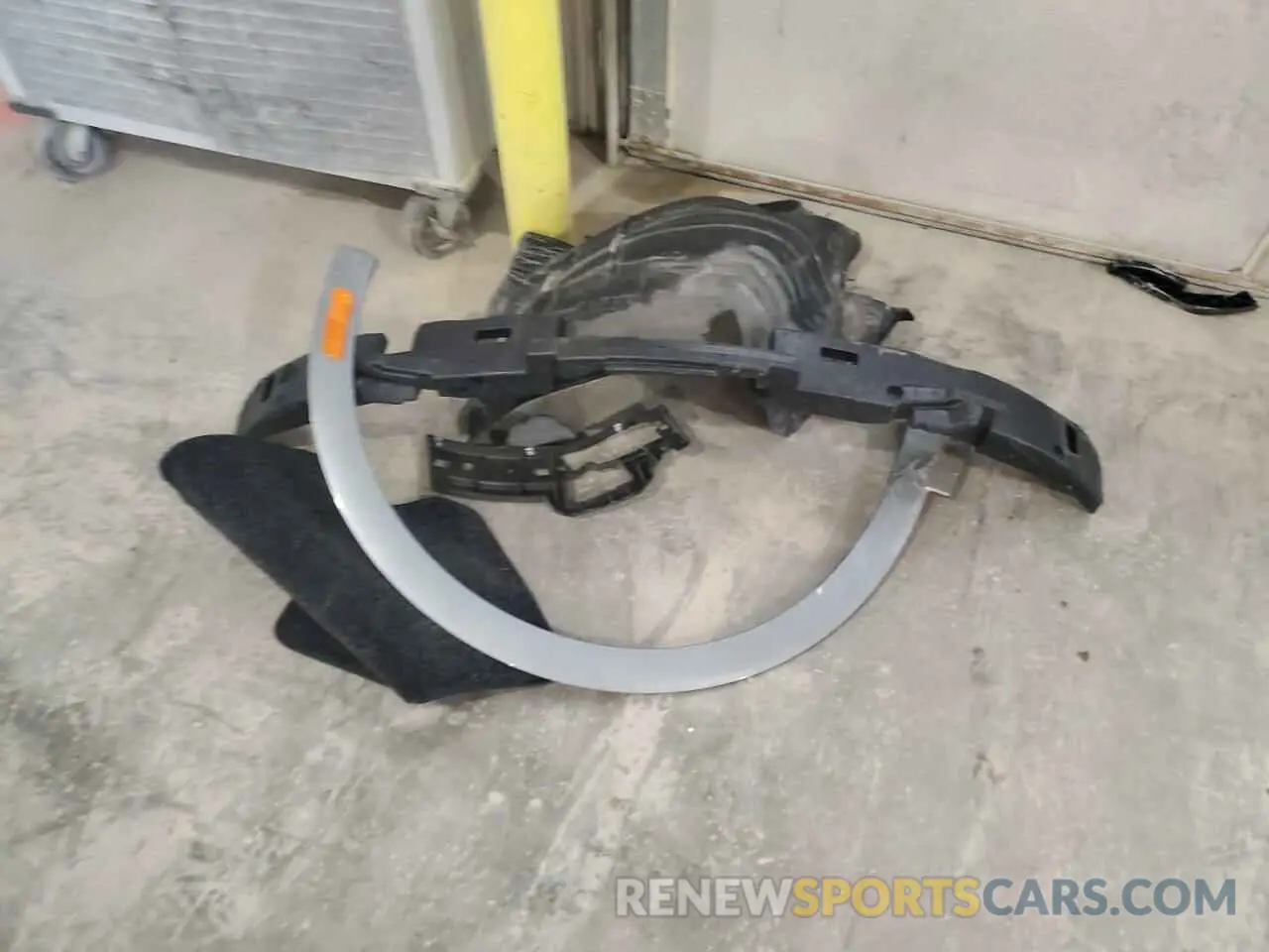 13 Photograph of a damaged car LRBFZSE4XRD014631 BUICK ENVISION 2024