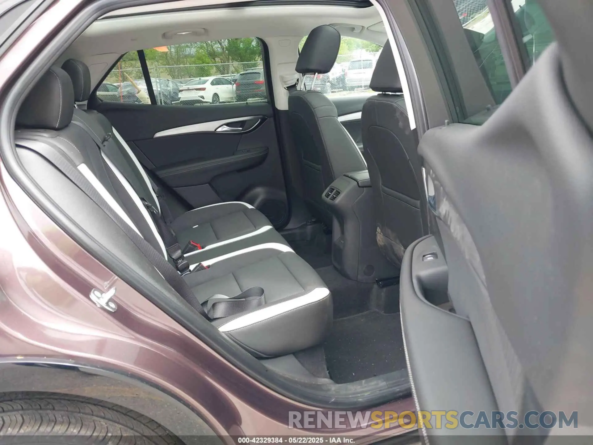 8 Photograph of a damaged car LRBFZLE45SD024222 BUICK ENVISION 2025