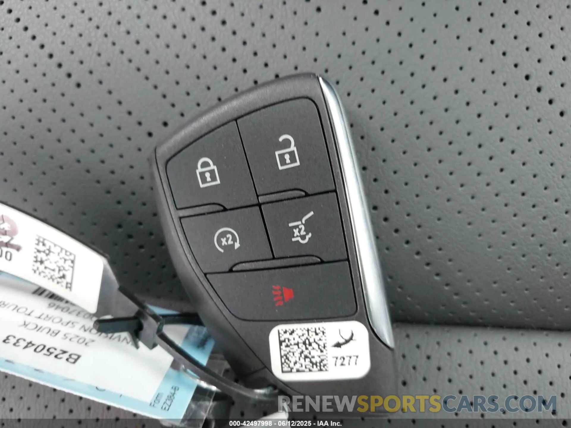 11 Photograph of a damaged car LRBFZLE4XSD037046 BUICK ENVISION 2025