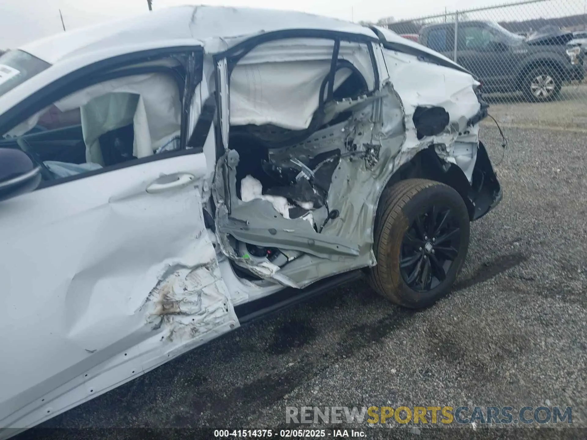 6 Photograph of a damaged car KL47LBE2XRB104972 BUICK ENVISTA 2024