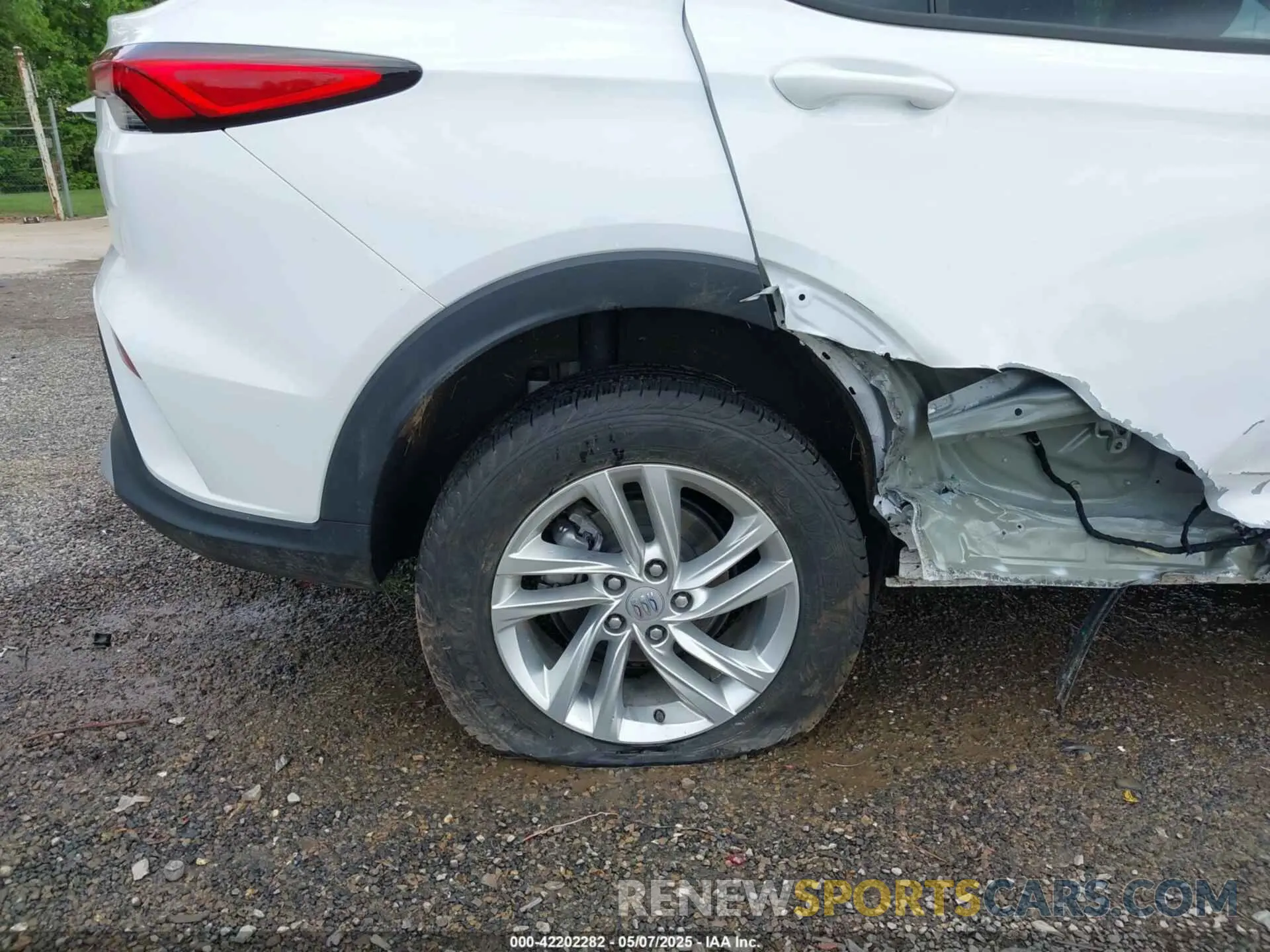 19 Photograph of a damaged car KL47LAEP5SB080253 BUICK ENVISTA 2025
