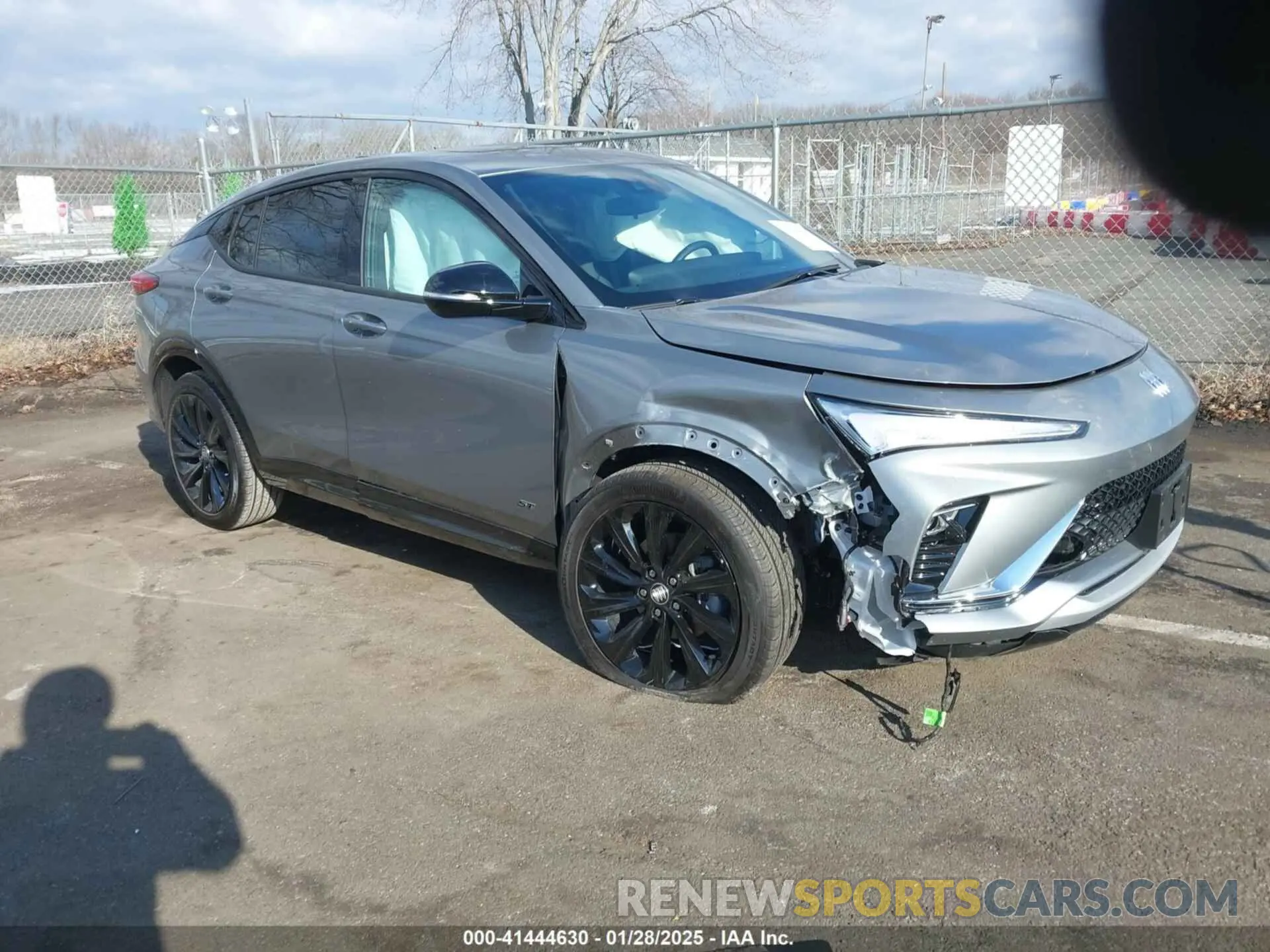 1 Photograph of a damaged car KL47LBEP2SB072598 BUICK ENVISTA 2025