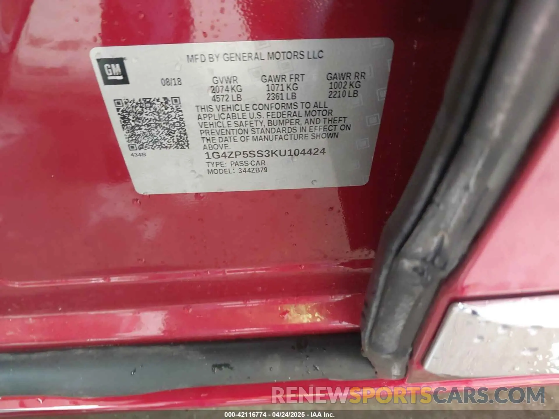 9 Photograph of a damaged car 1G4ZP5SS3KU104424 BUICK LACROSSE 2019