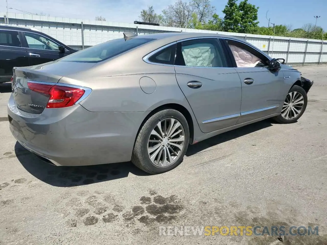 3 Photograph of a damaged car 1G4ZP5SS9KU112933 BUICK LACROSSE 2019