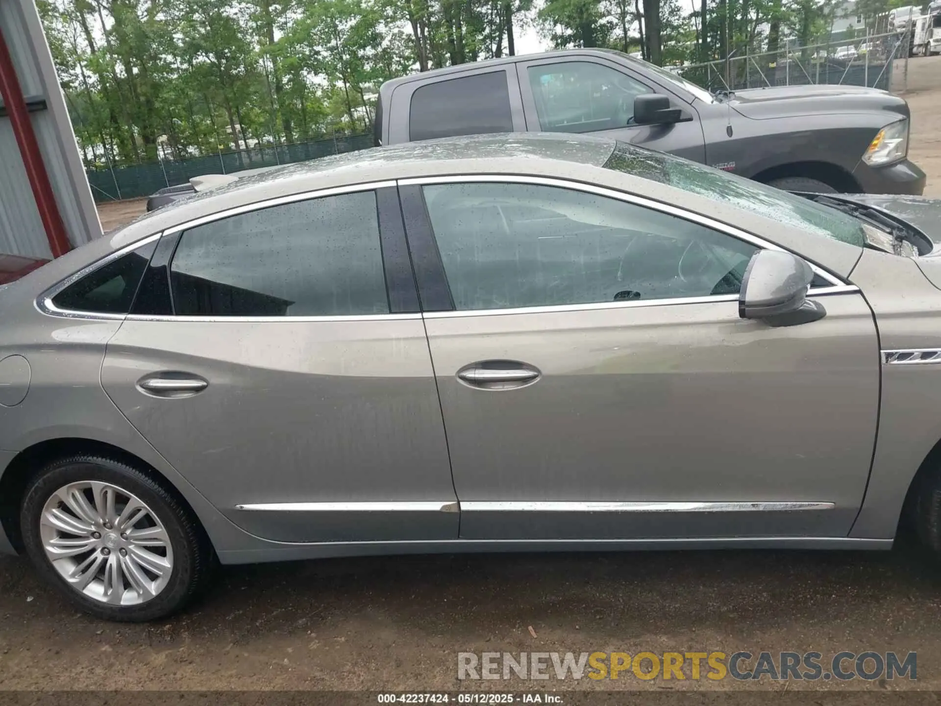 13 Photograph of a damaged car 1G4ZP5SZ4KU111251 BUICK LACROSSE 2019