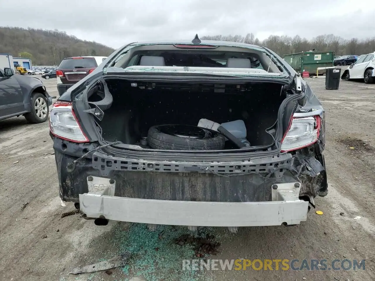 6 Photograph of a damaged car 1G4ZR5SS0KU127234 BUICK LACROSSE 2019
