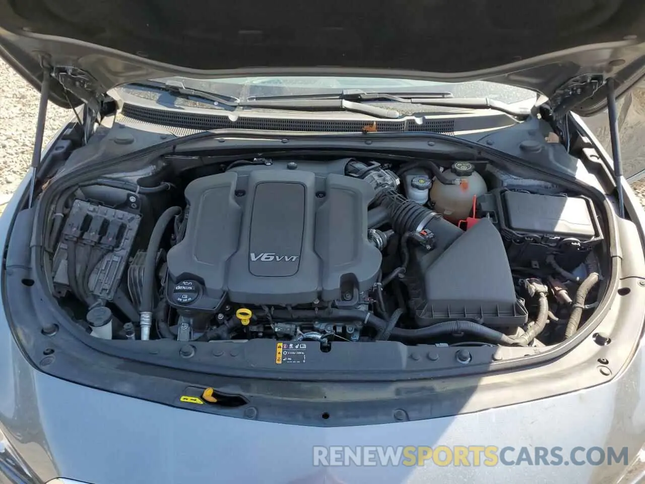 11 Photograph of a damaged car 1G4ZR5SS1KU131275 BUICK LACROSSE 2019