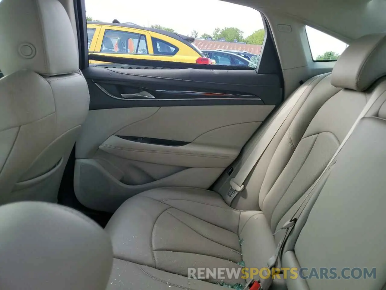 10 Photograph of a damaged car 1G4ZR5SS2KU127705 BUICK LACROSSE 2019