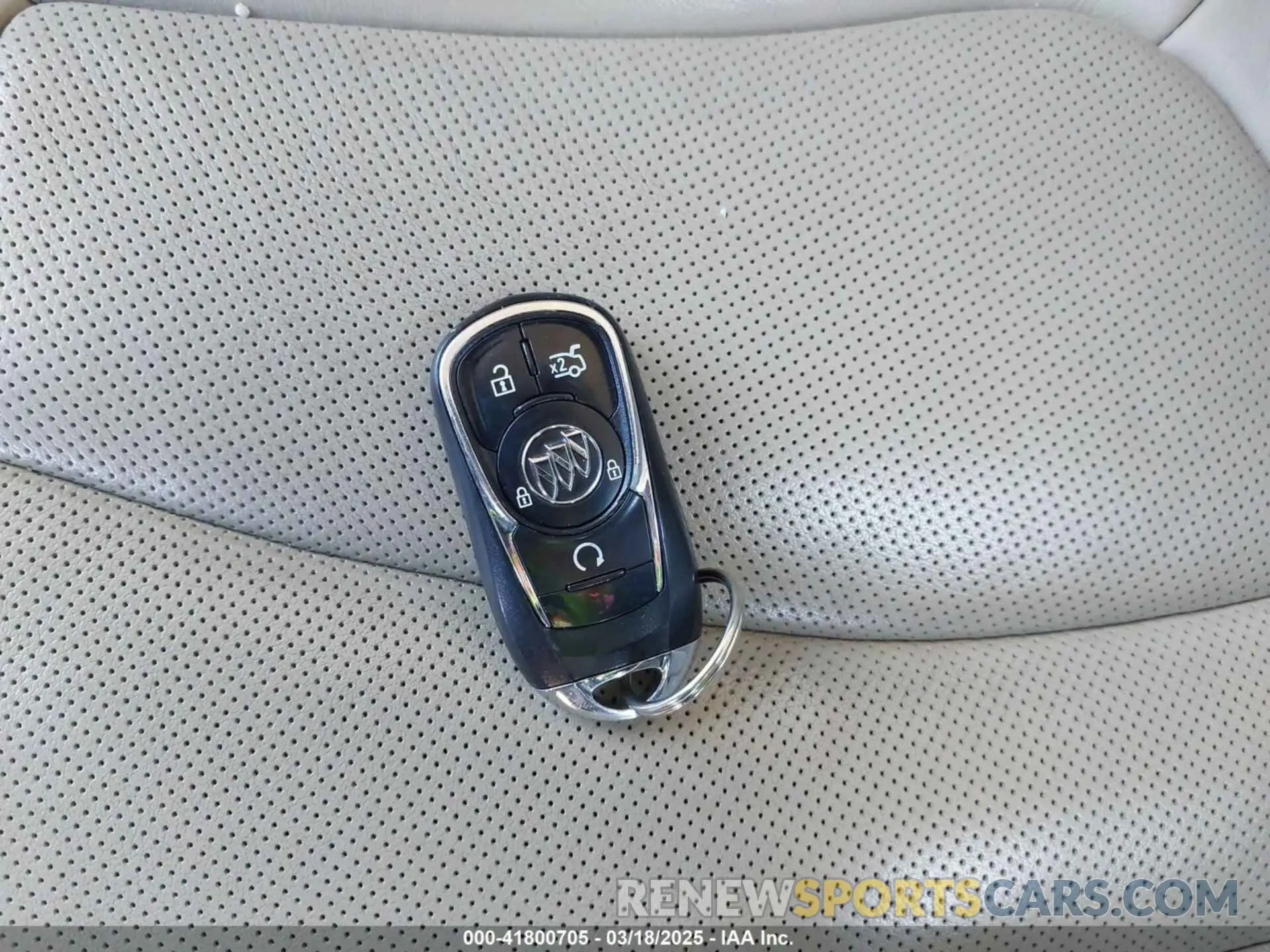 11 Photograph of a damaged car 1G4ZR5SS6KU126198 BUICK LACROSSE 2019