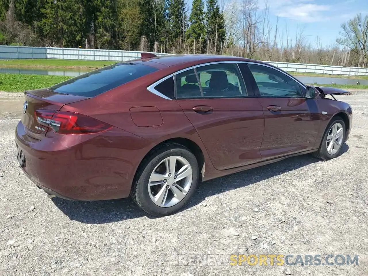 3 Photograph of a damaged car W04GL6SX6K1078678 BUICK REGAL 2019