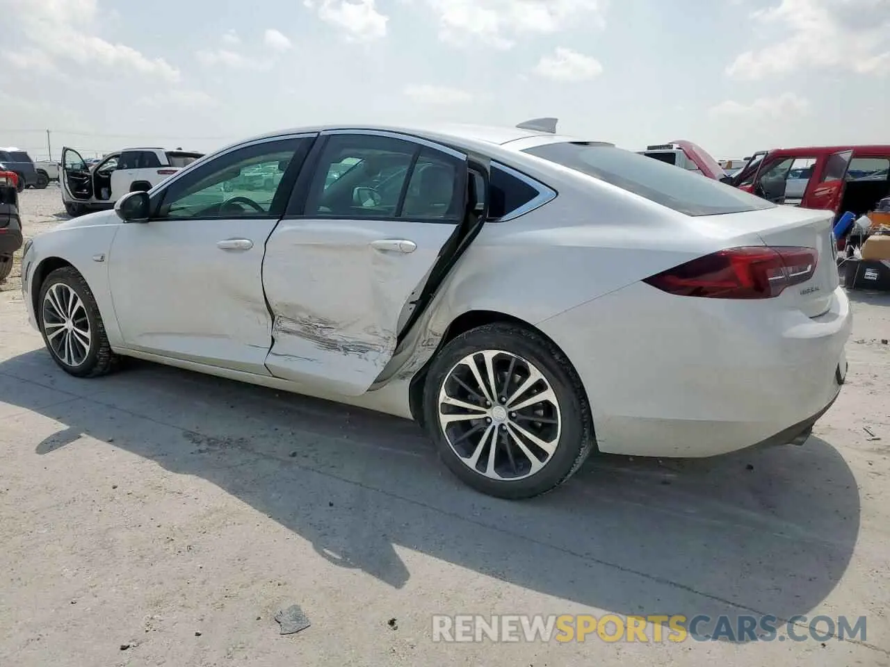 2 Photograph of a damaged car W04GP6SX5K1013843 BUICK REGAL 2019
