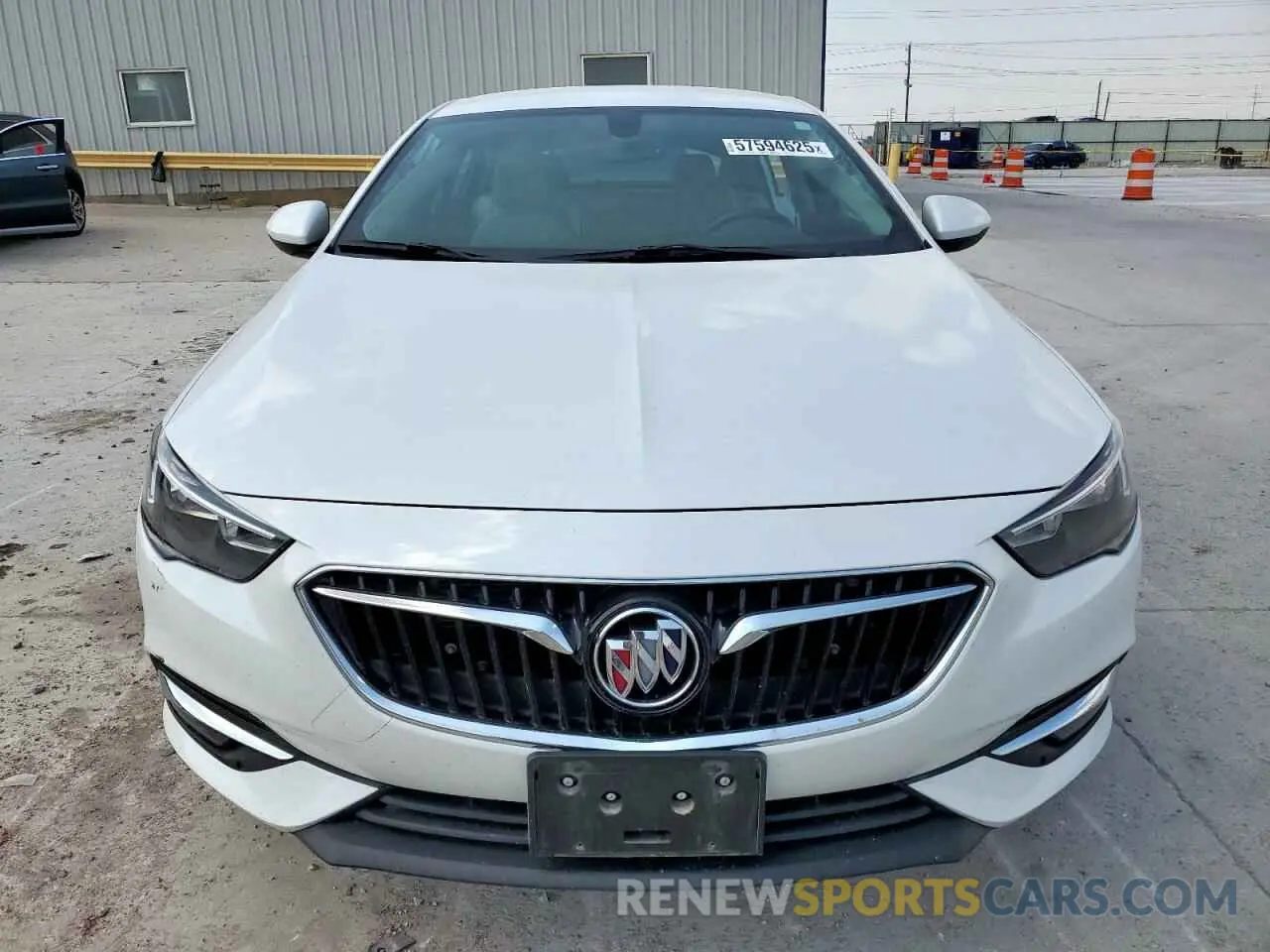 5 Photograph of a damaged car W04GP6SX5K1013843 BUICK REGAL 2019