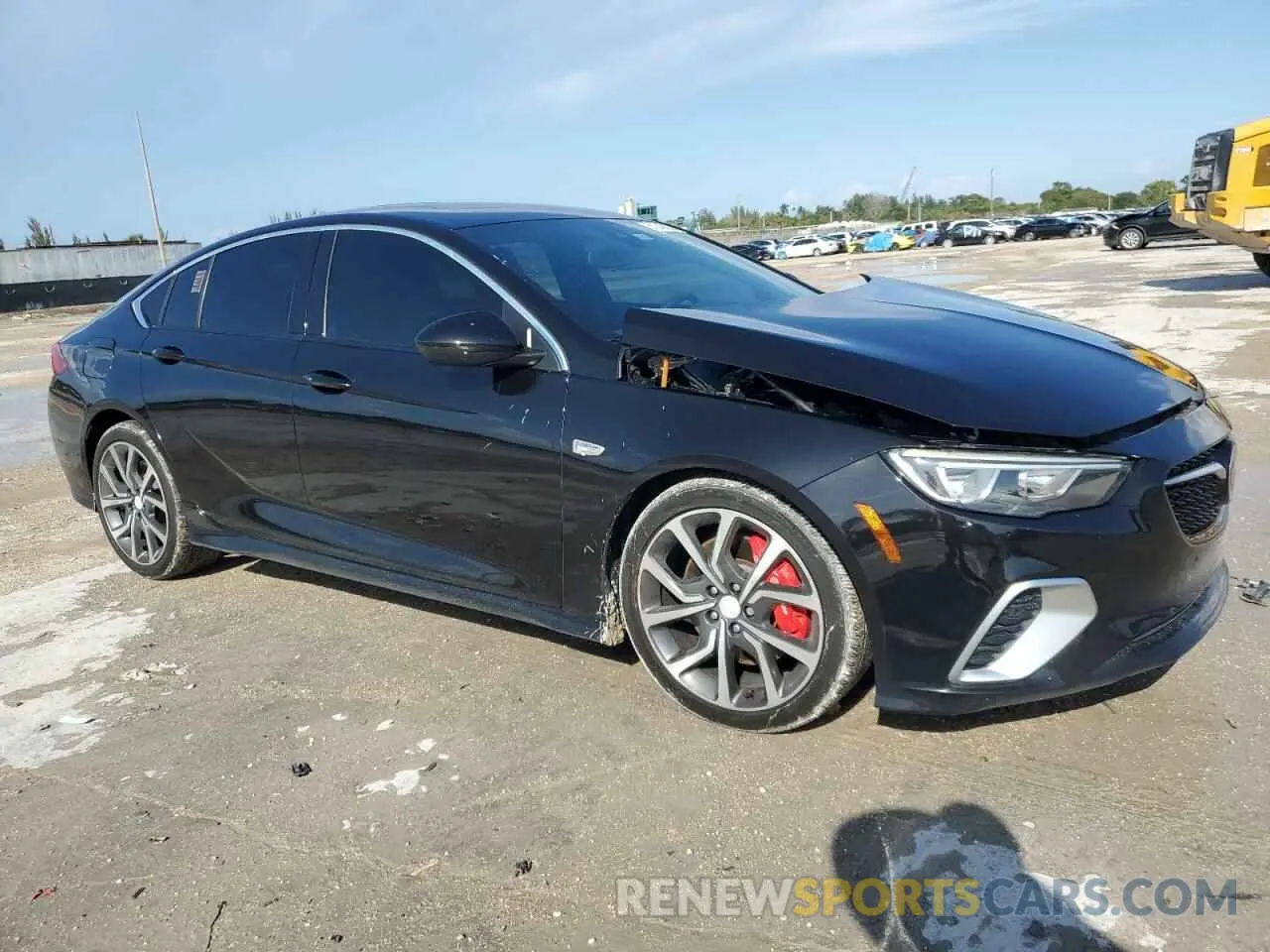 4 Photograph of a damaged car W04GS6SS0L1017254 BUICK REGAL 2020