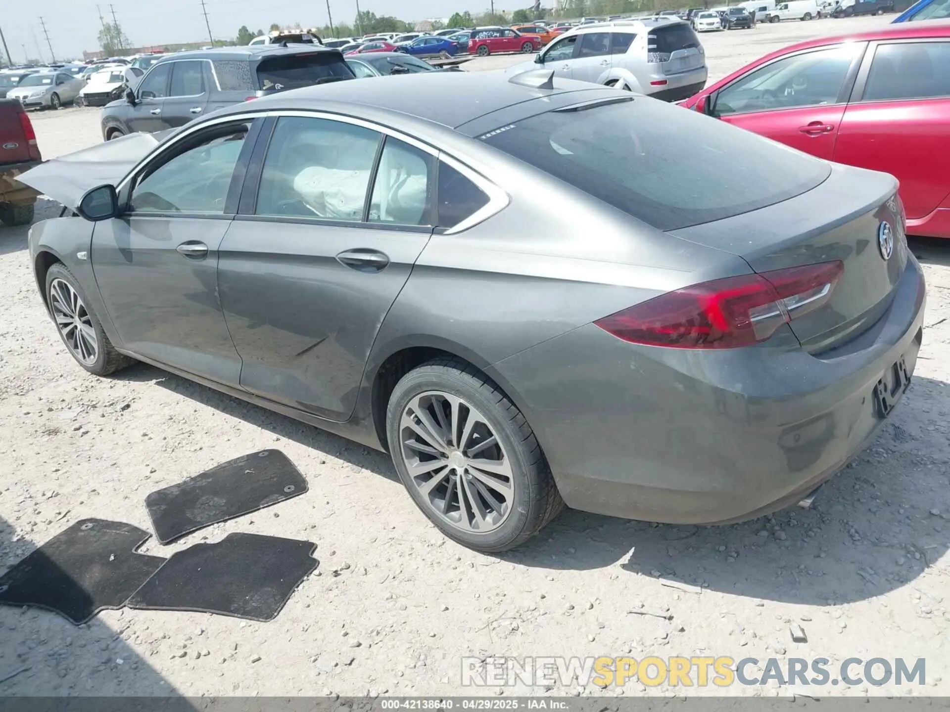 3 Photograph of a damaged car W04GL6SX0K1031243 BUICK REGAL SPORTBACK 2019