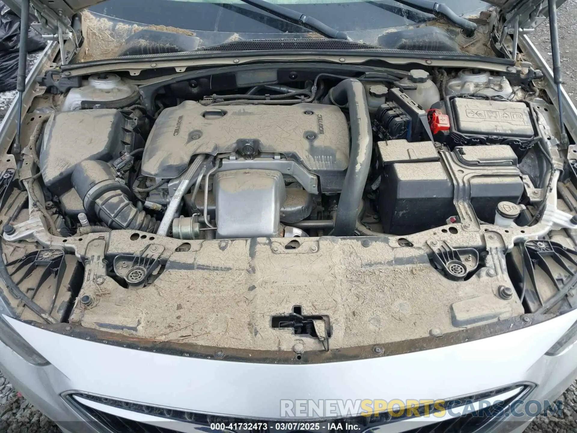 10 Photograph of a damaged car W04GL6SX6K1010154 BUICK REGAL SPORTBACK 2019