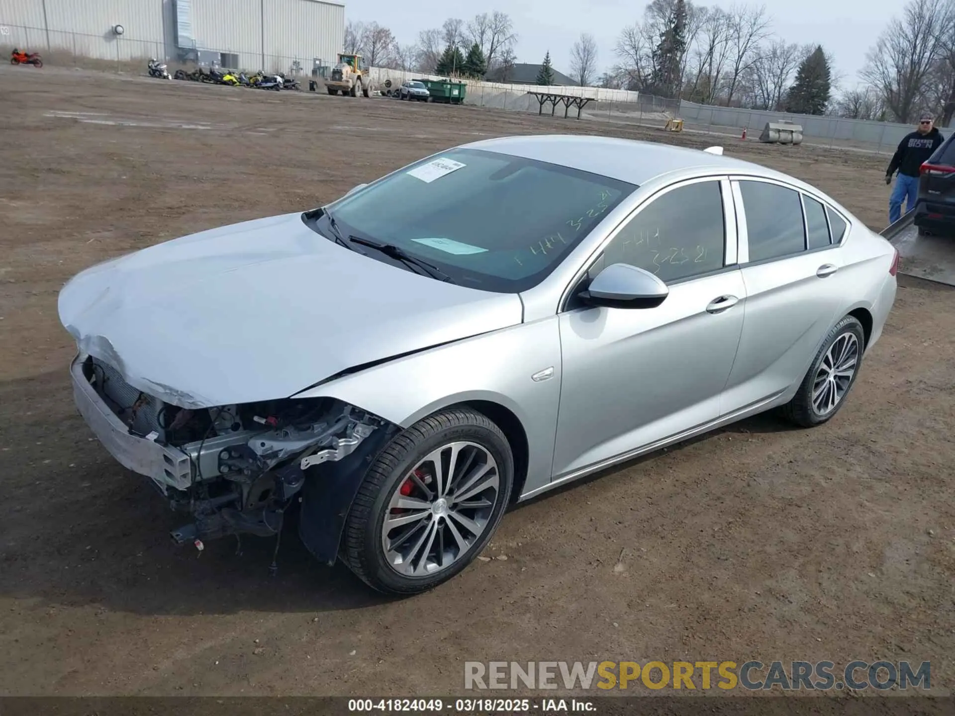 2 Photograph of a damaged car W04GM6SX6K1066687 BUICK REGAL SPORTBACK 2019