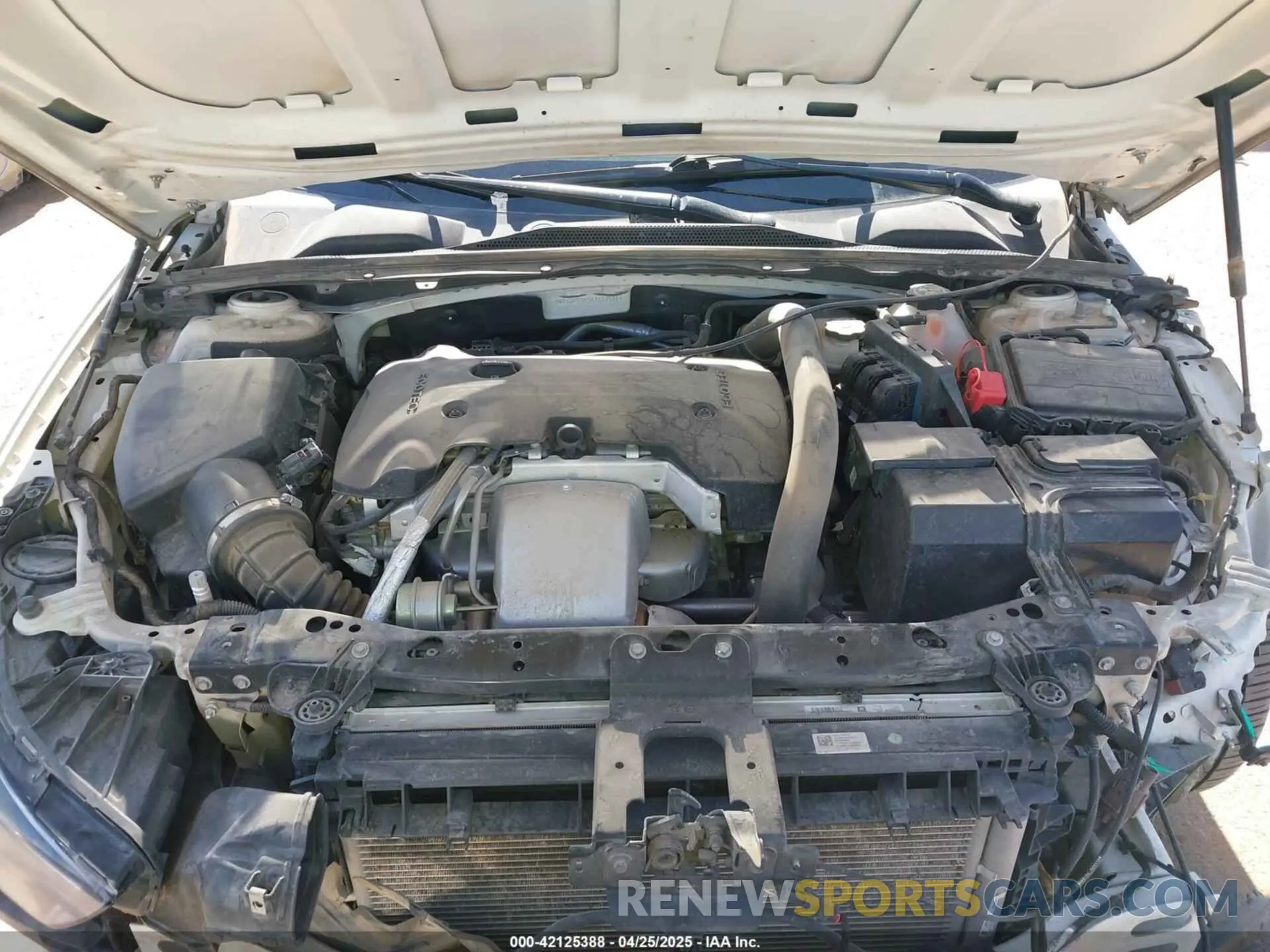 10 Photograph of a damaged car W04GP6SX5K1033588 BUICK REGAL SPORTBACK 2019