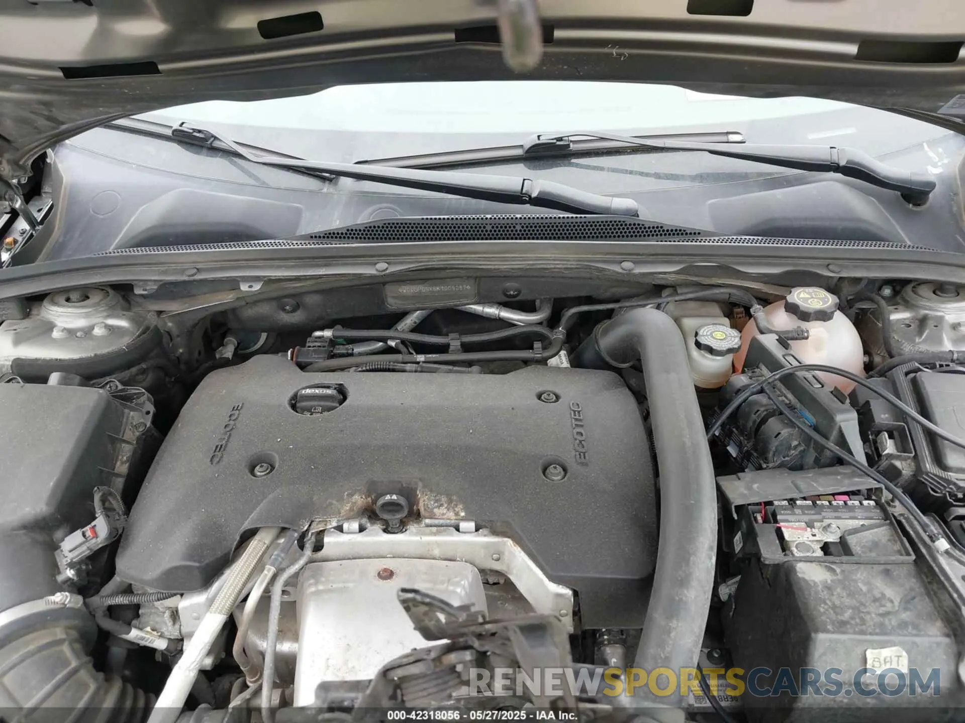 10 Photograph of a damaged car W04GP6SX6K1009087 BUICK REGAL SPORTBACK 2019
