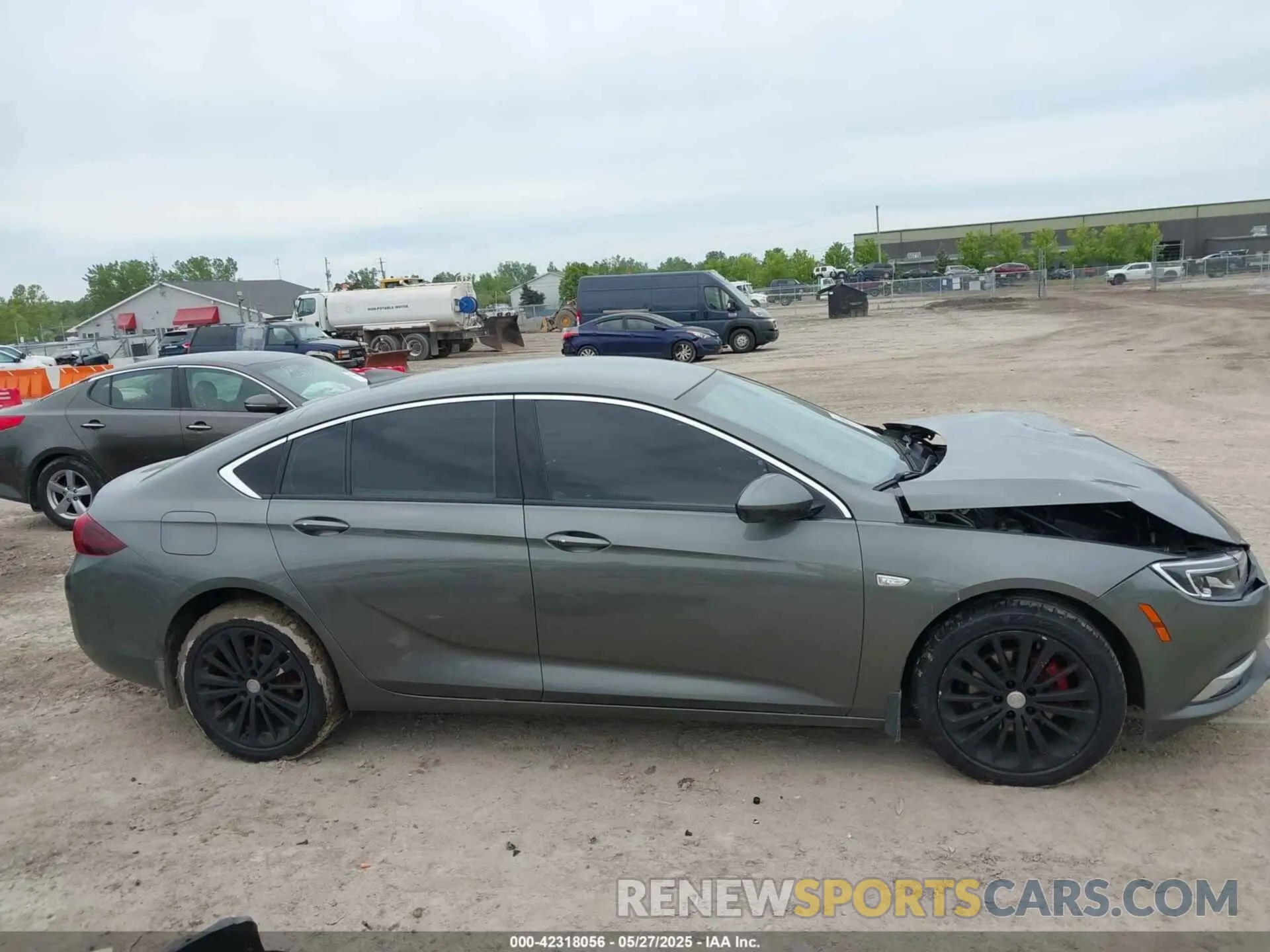 13 Photograph of a damaged car W04GP6SX6K1009087 BUICK REGAL SPORTBACK 2019
