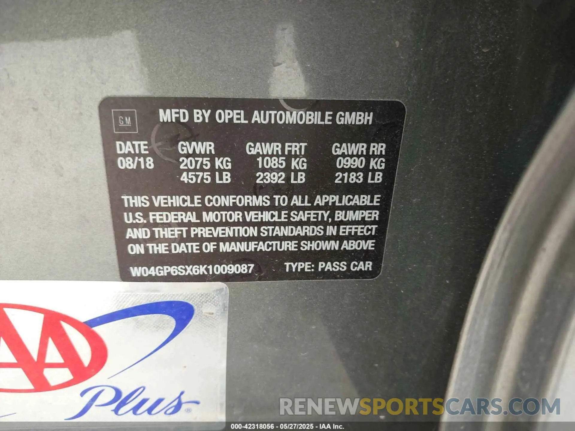 9 Photograph of a damaged car W04GP6SX6K1009087 BUICK REGAL SPORTBACK 2019