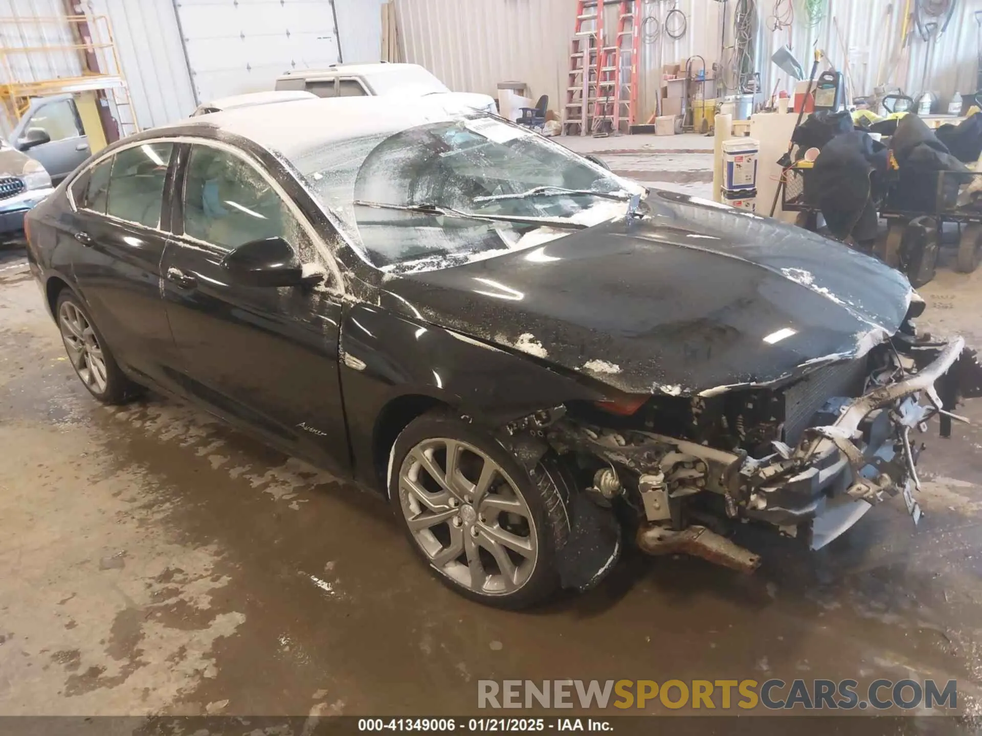 1 Photograph of a damaged car W04GW6SX0K1028253 BUICK REGAL SPORTBACK 2019