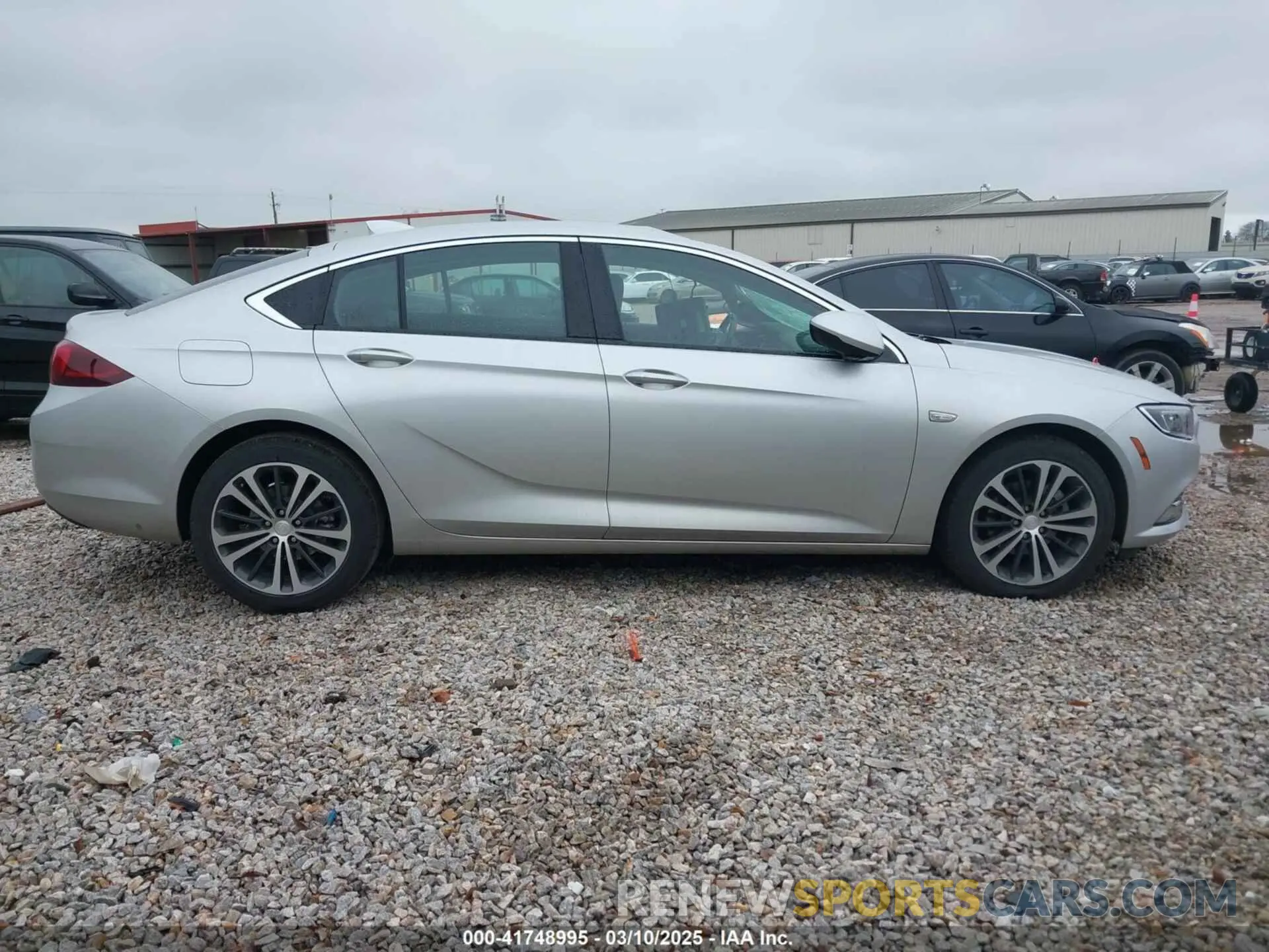 13 Photograph of a damaged car W04GP6SX4L1006657 BUICK REGAL SPORTBACK 2020