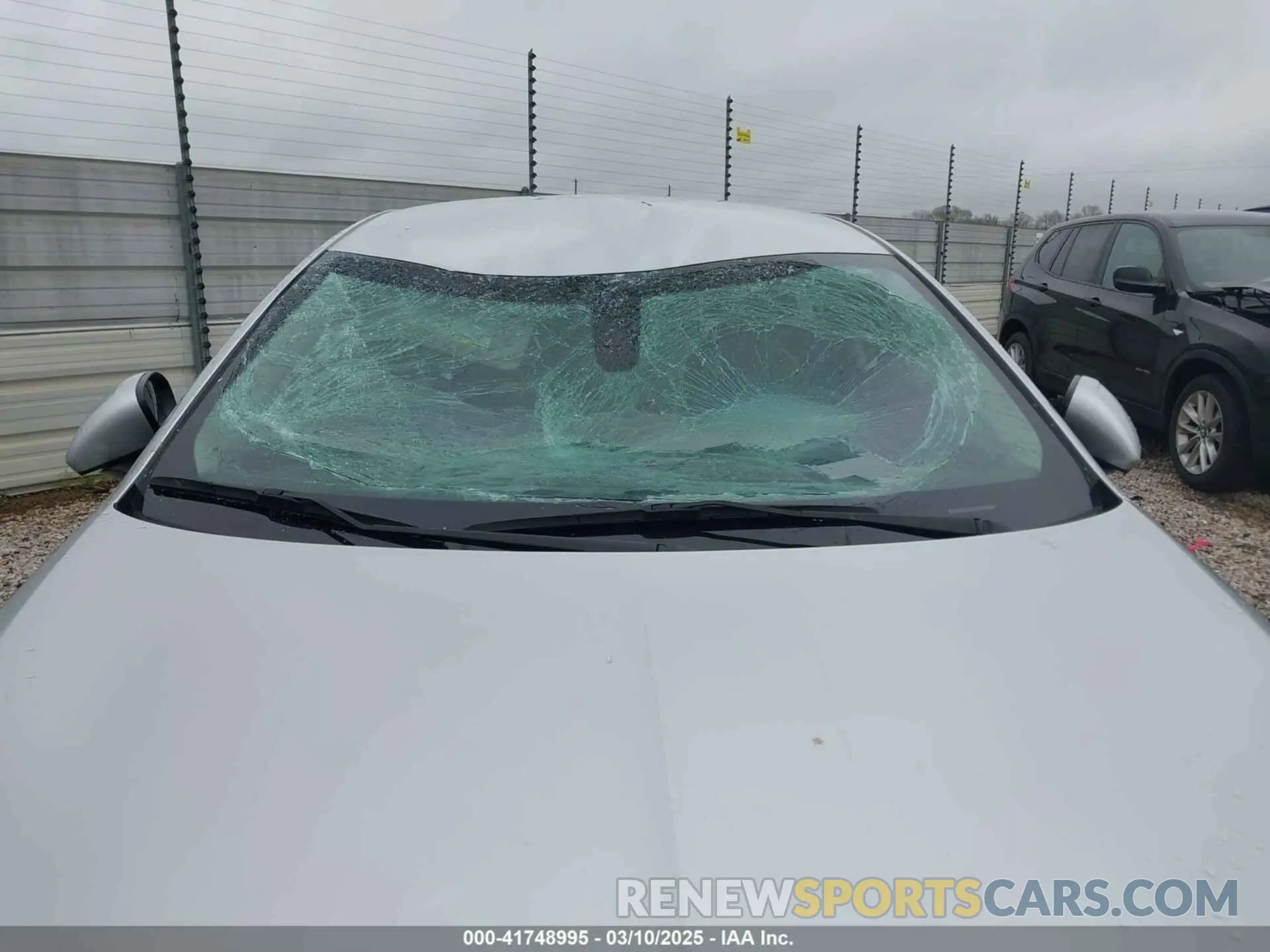 6 Photograph of a damaged car W04GP6SX4L1006657 BUICK REGAL SPORTBACK 2020