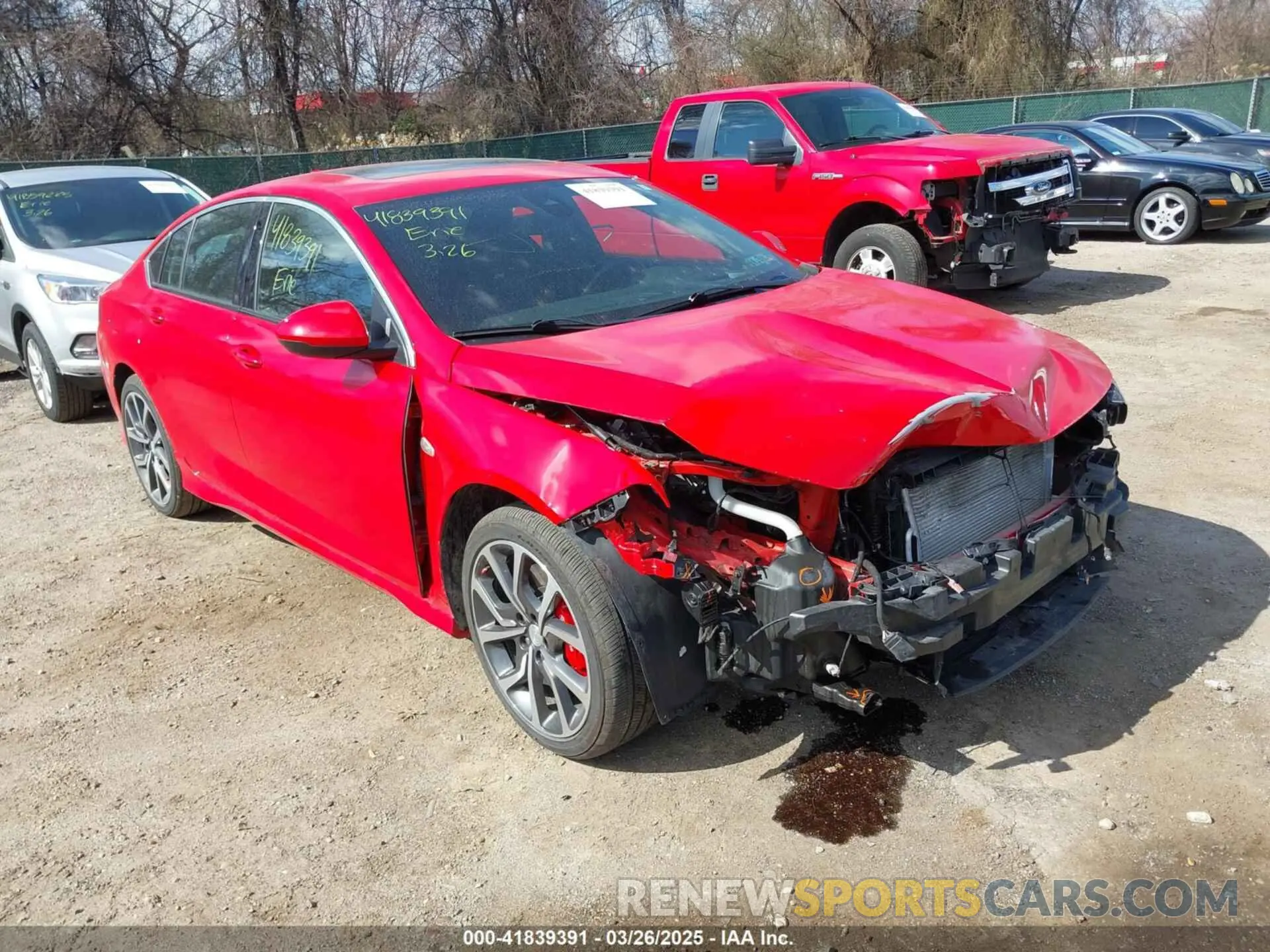 1 Photograph of a damaged car W04GS6SS9L1016071 BUICK REGAL SPORTBACK 2020