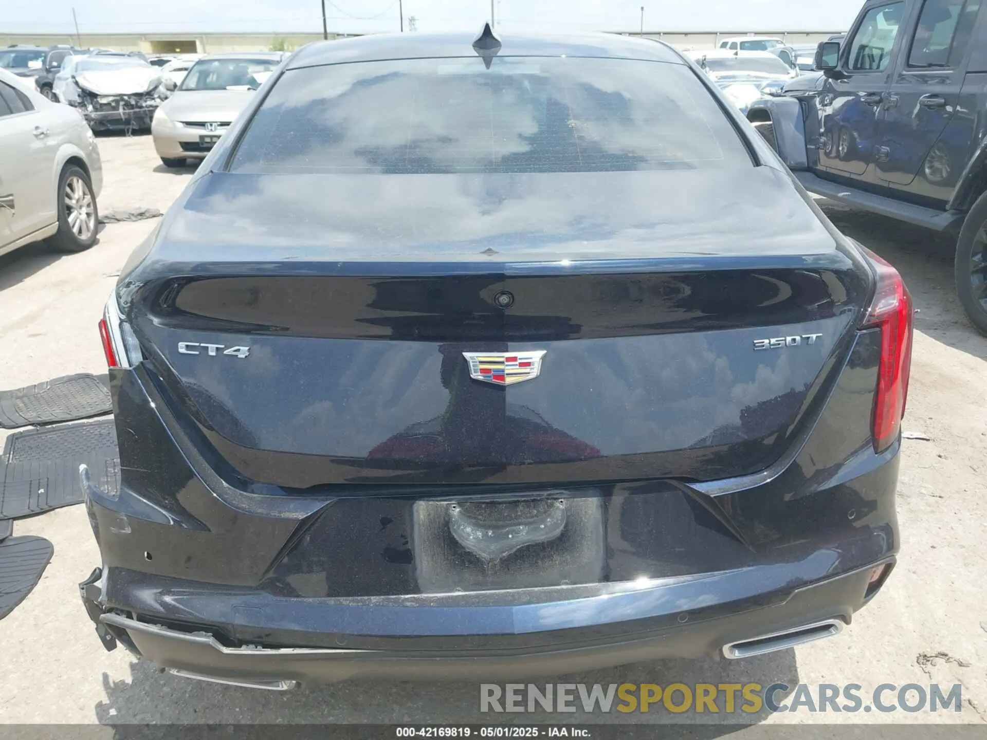 15 Photograph of a damaged car 1G6DB5RKXL0137466 CADILLAC CT4 2020