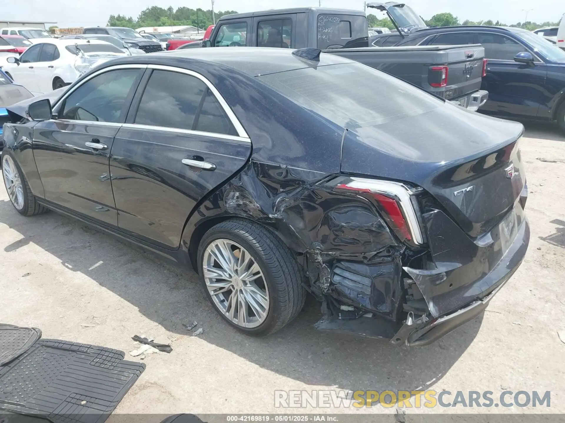 3 Photograph of a damaged car 1G6DB5RKXL0137466 CADILLAC CT4 2020
