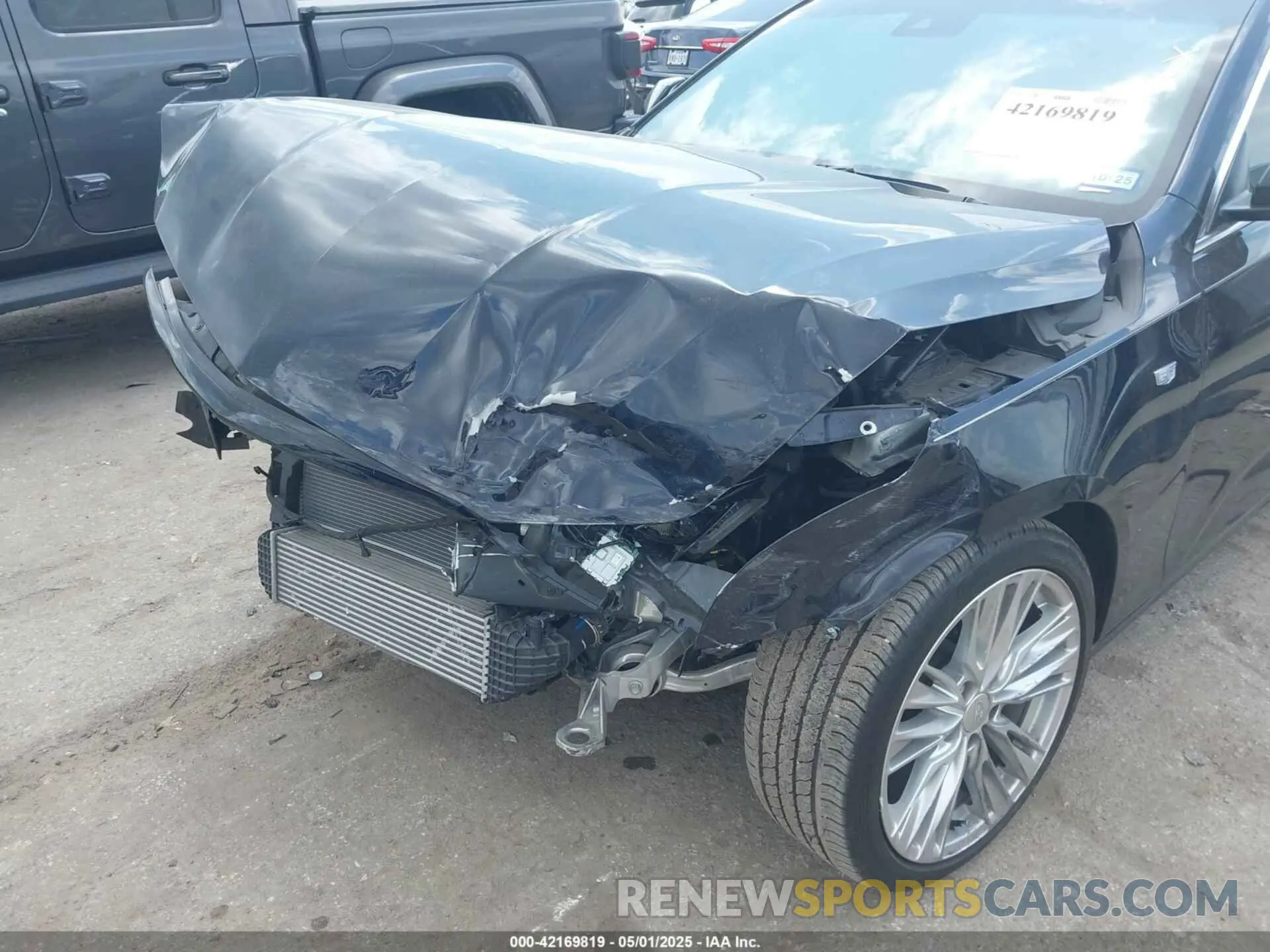 6 Photograph of a damaged car 1G6DB5RKXL0137466 CADILLAC CT4 2020