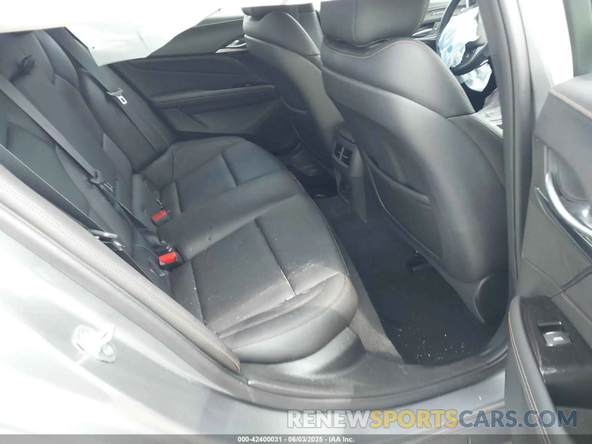8 Photograph of a damaged car 1G6DG5RK5L0132824 CADILLAC CT4 2020