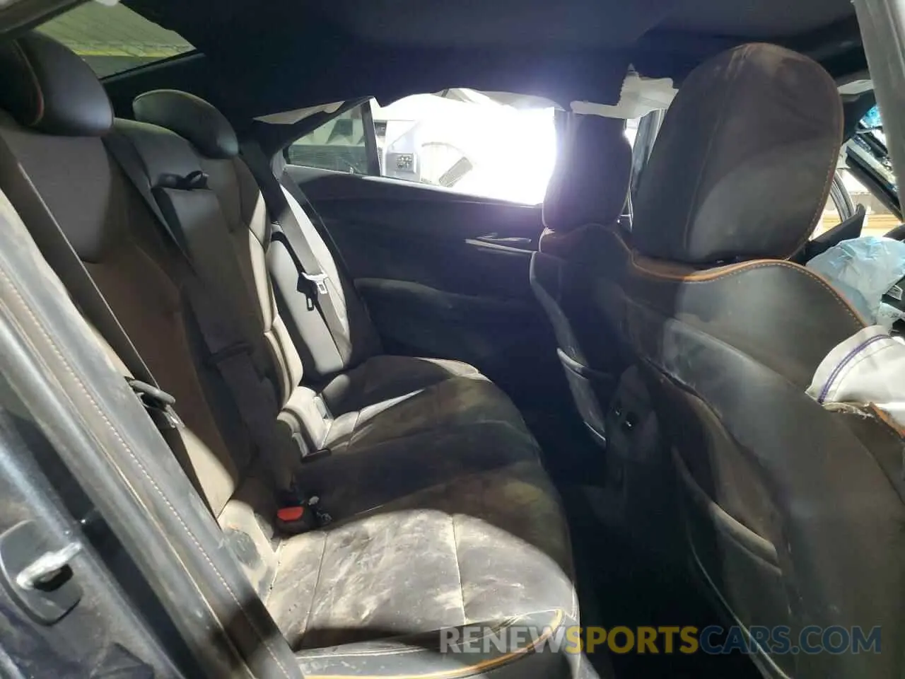 10 Photograph of a damaged car 1G6DG5RK6L0155285 CADILLAC CT4 2020