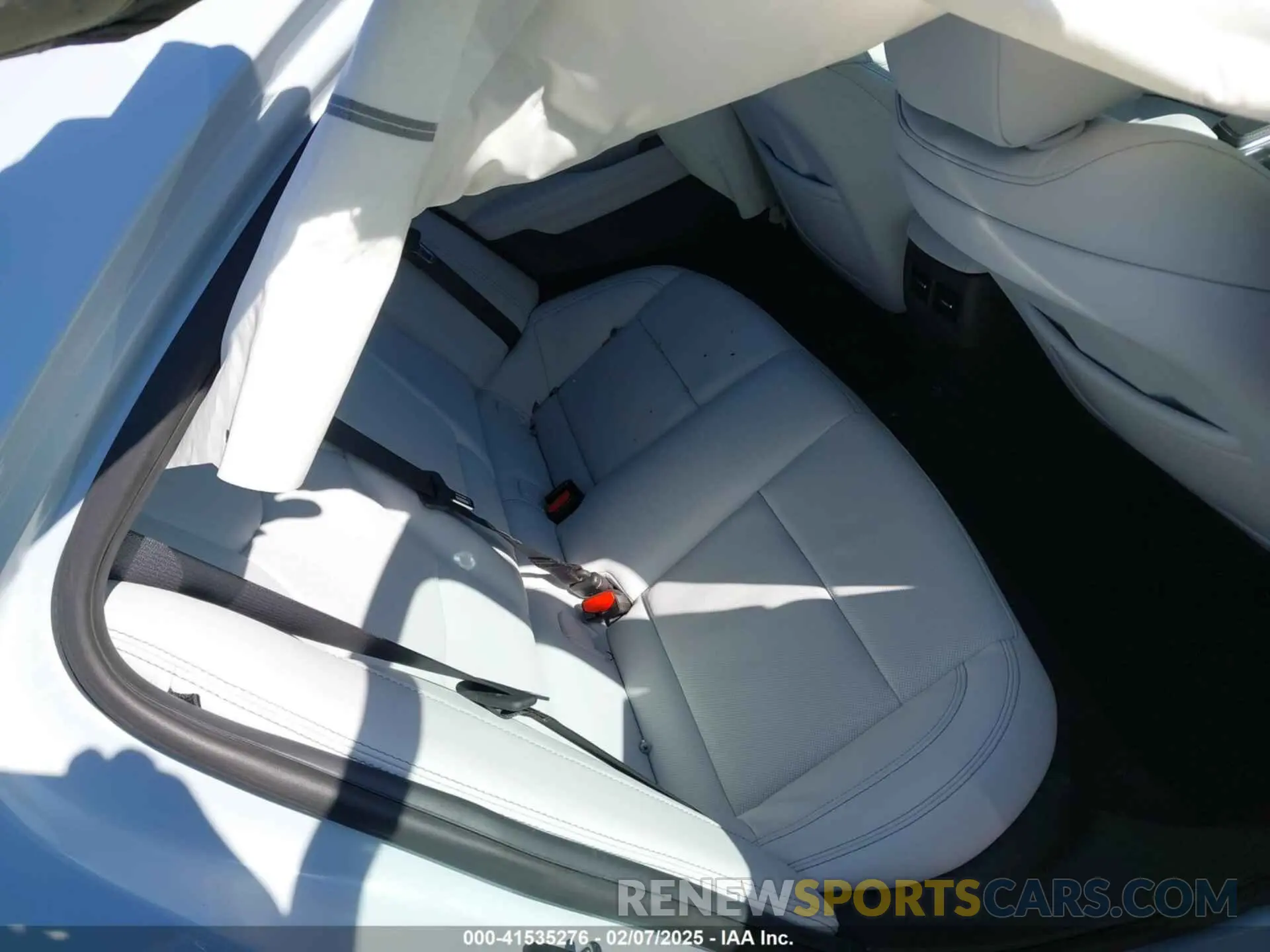 8 Photograph of a damaged car 1G6D55RK8M0145638 CADILLAC CT4 2021