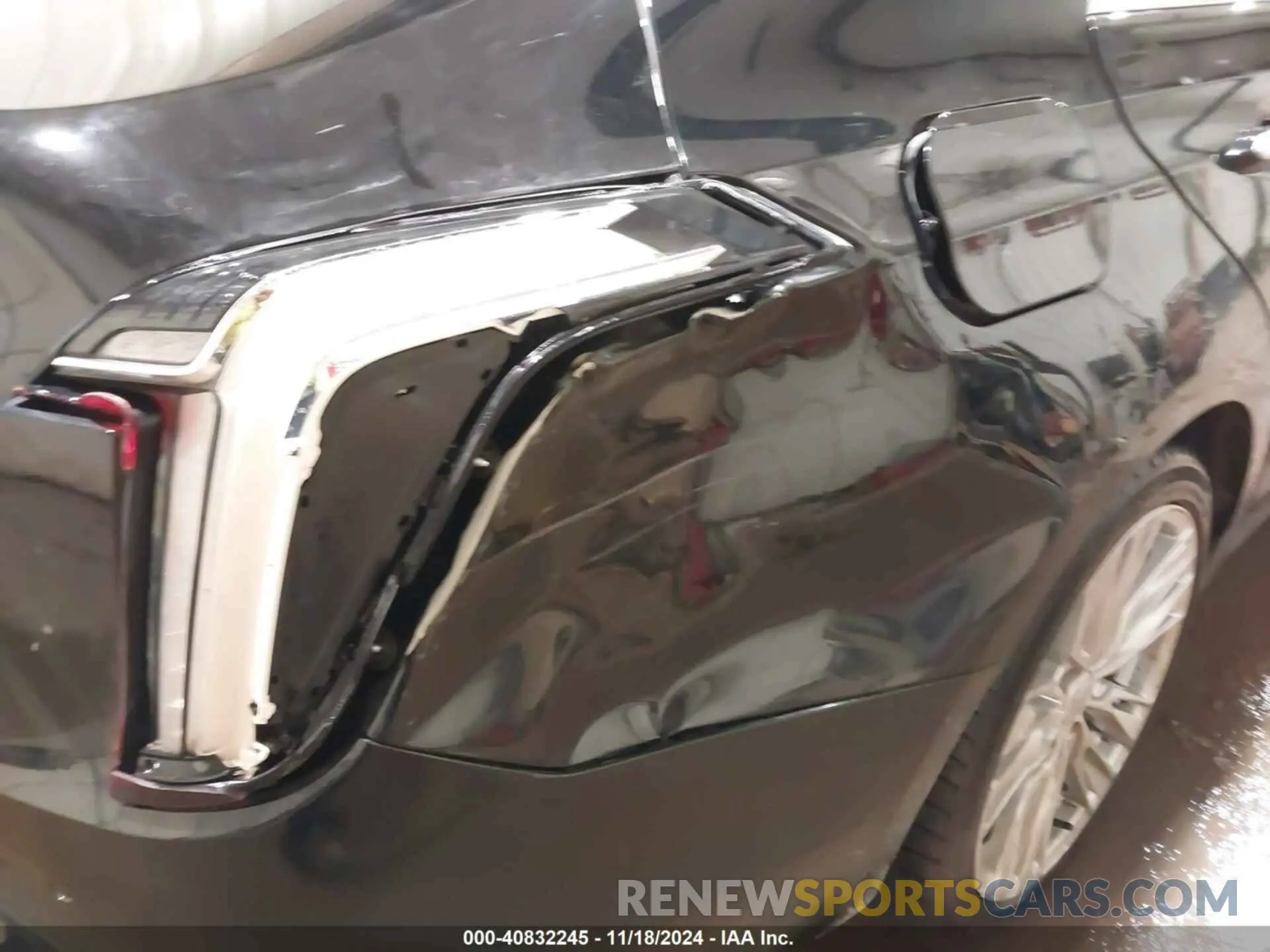 18 Photograph of a damaged car 1G6DF5RK6M0133758 CADILLAC CT4 2021