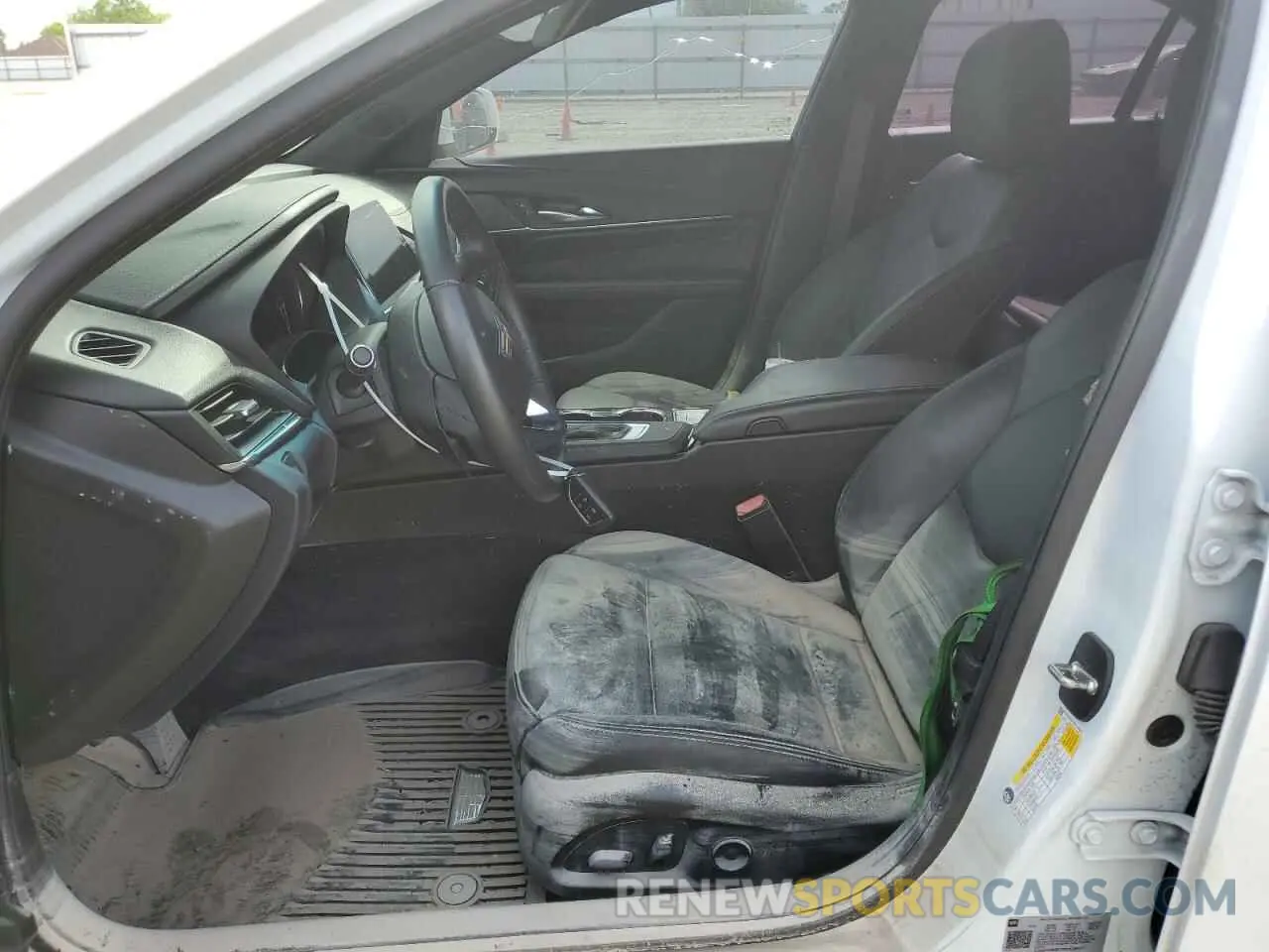 7 Photograph of a damaged car 1G6DA5RK7R0125027 CADILLAC CT4 2024