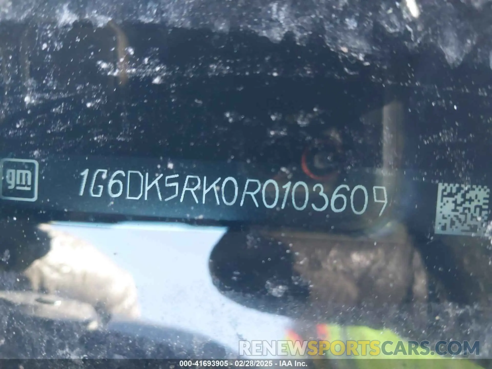 17 Photograph of a damaged car 1G6DK5RK0R0103609 CADILLAC CT4 2024