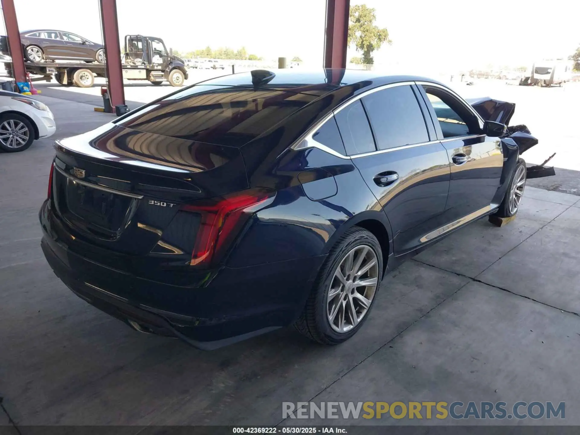 4 Photograph of a damaged car 1G6DM5RK2L0117741 CADILLAC CT5 2020
