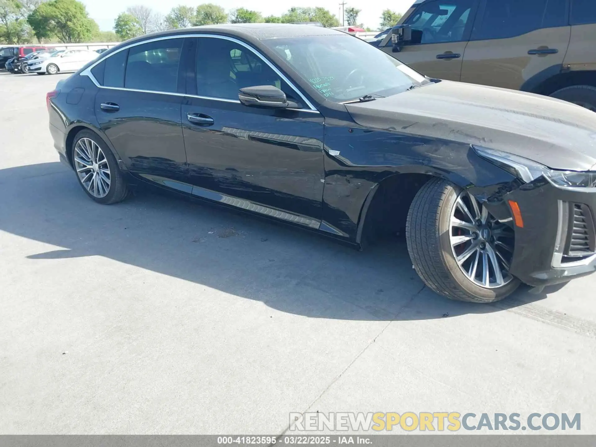 17 Photograph of a damaged car 1G6DN5RK1L0118649 CADILLAC CT5 2020